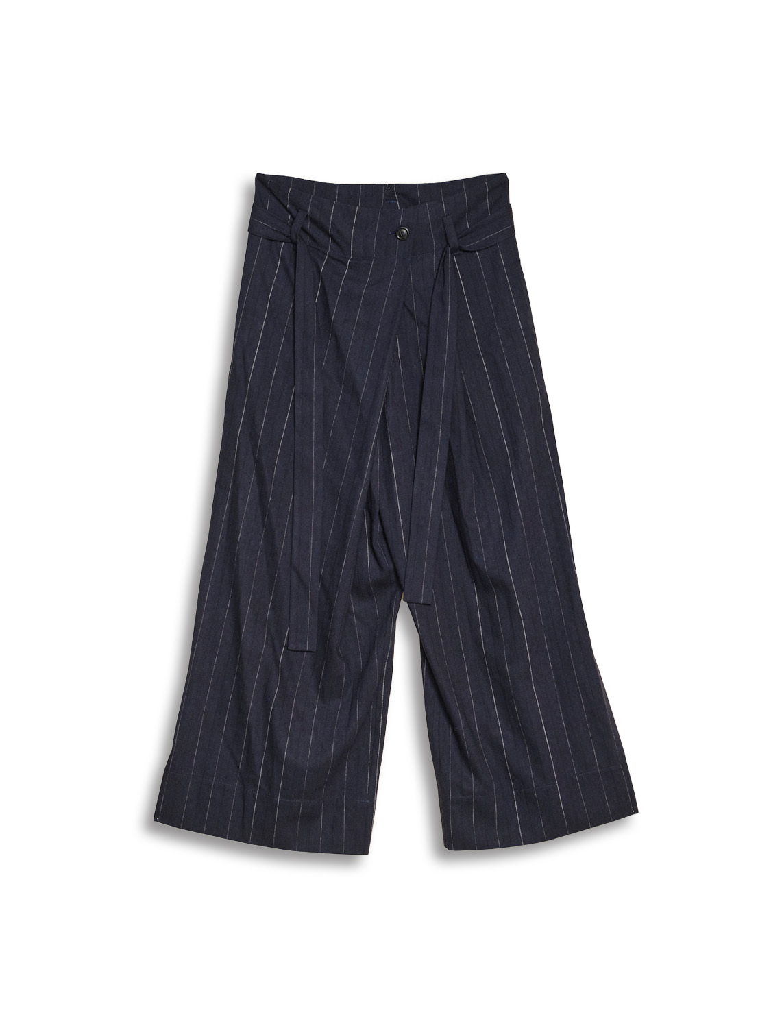 Pinstripe pants with virgin wool content