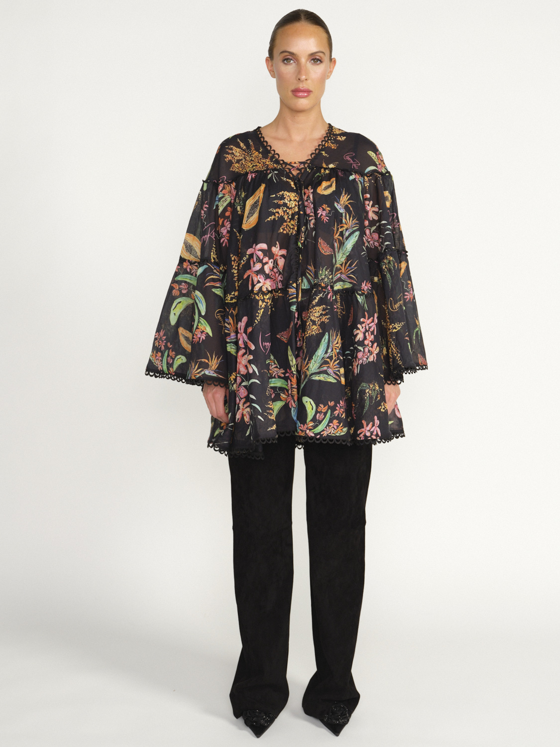 Charo Ruiz Kaftan Ivet – Kaftanjacke mit floralem Blumenprint schwarz S