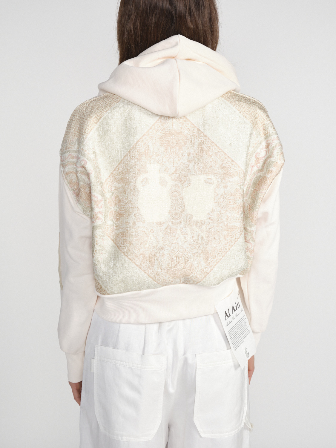 Al Ain Ahox – Cropped Hoodie with pattern  creme S/M