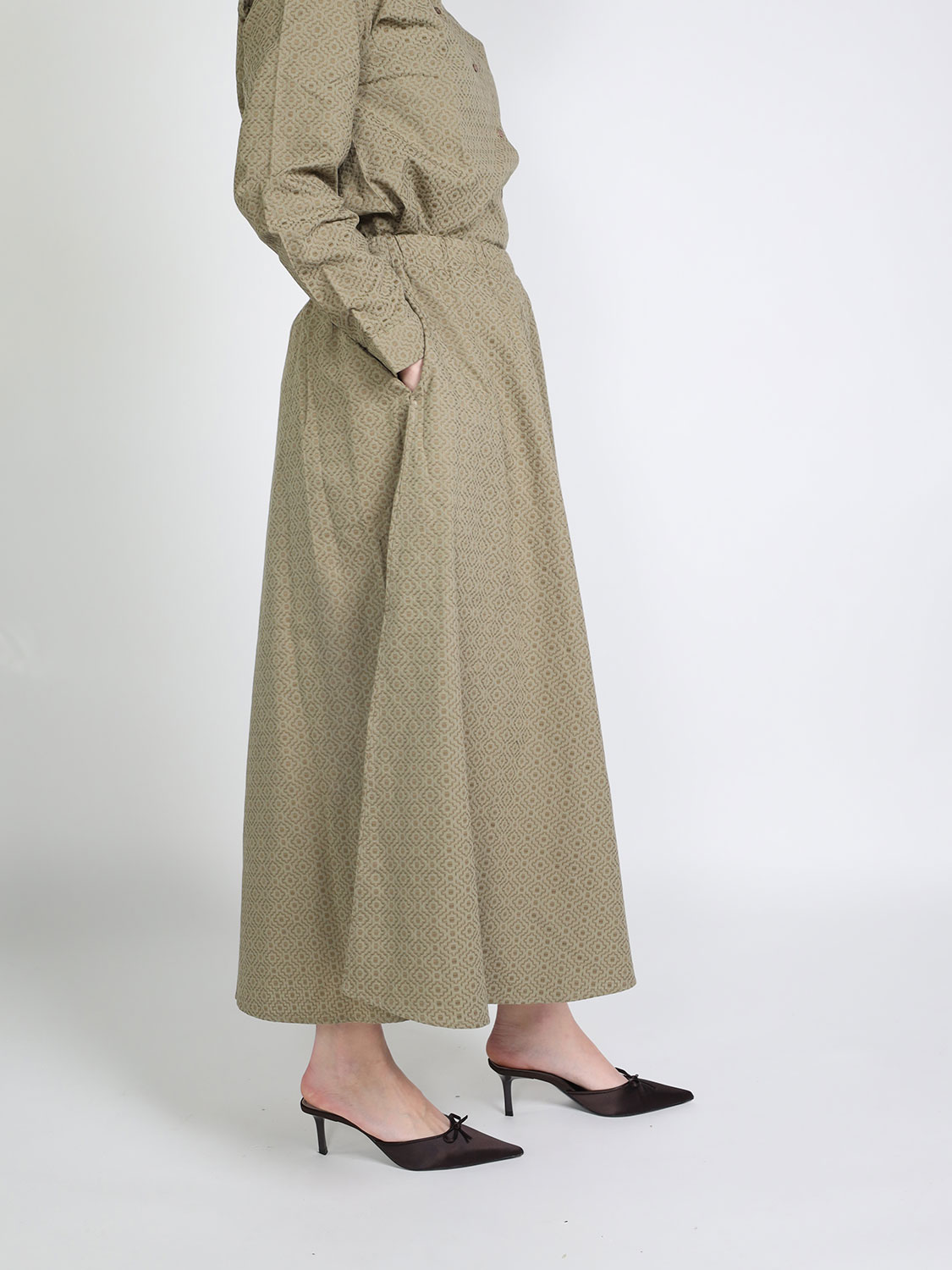 friendly hunting Guernsey Rhodes Addis Abeba – Very wide cotton trousers khaki XS friendly hunting Guernsey Rhodes Addis Abeba – Very wide cotton trousers khaki XS