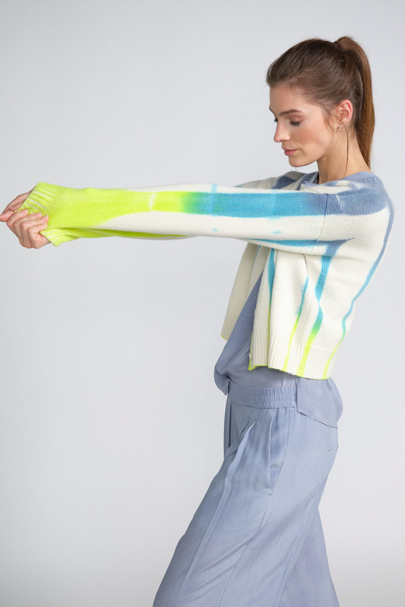the elder statesman knit beetle white blue yellow strips outfit the elder statesman cardigan white blue yellow strips cashmere model side