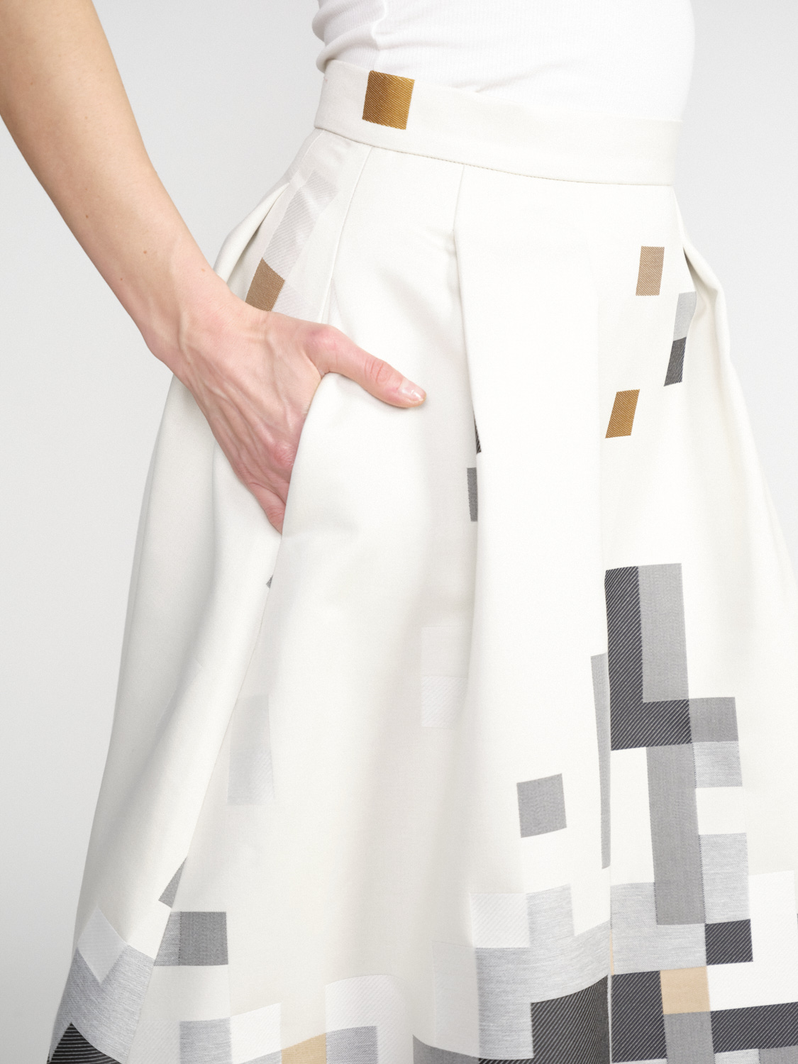 Antonia Zander Yacy flared skirt with graphic pattern  creme M