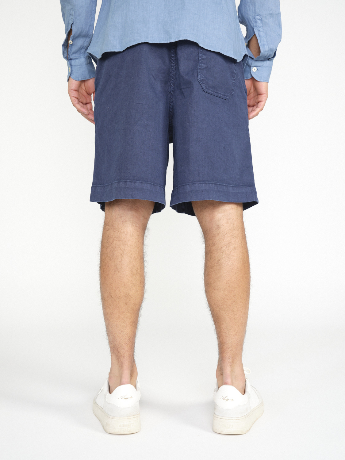nine in the morning Otto Bermuda - Linen-cotton shorts   marine 33
