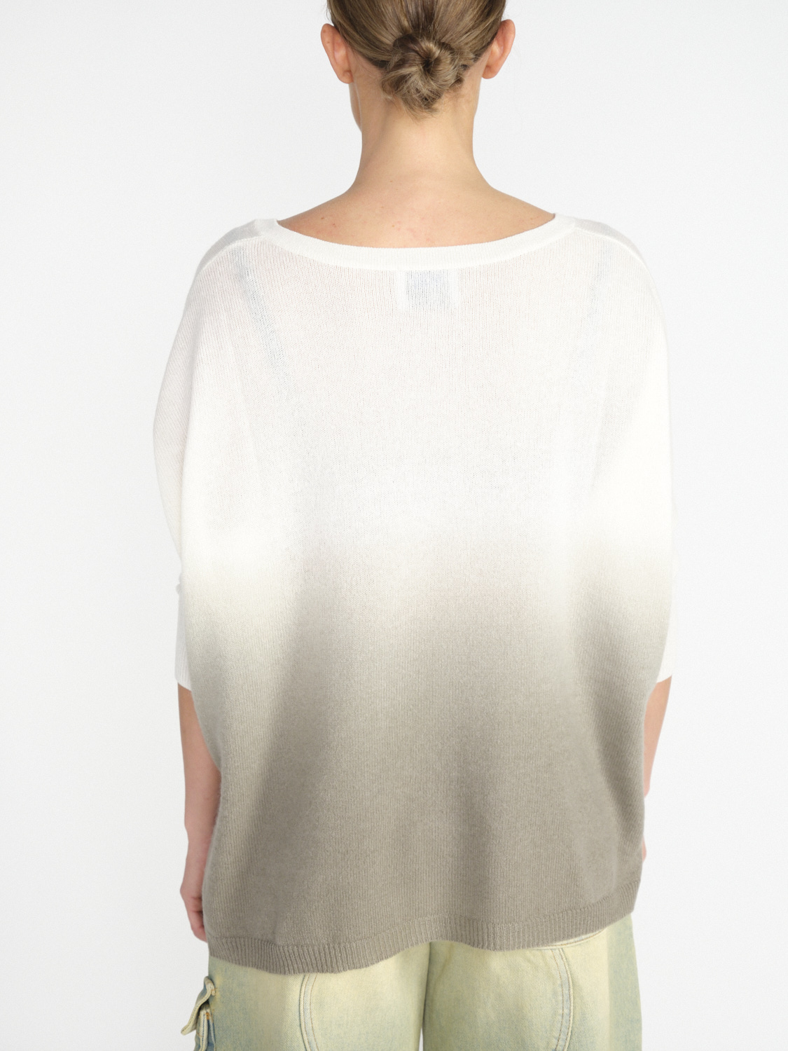 Kujten Minie – oversized cashmere sweater with gradient  khaki One Size