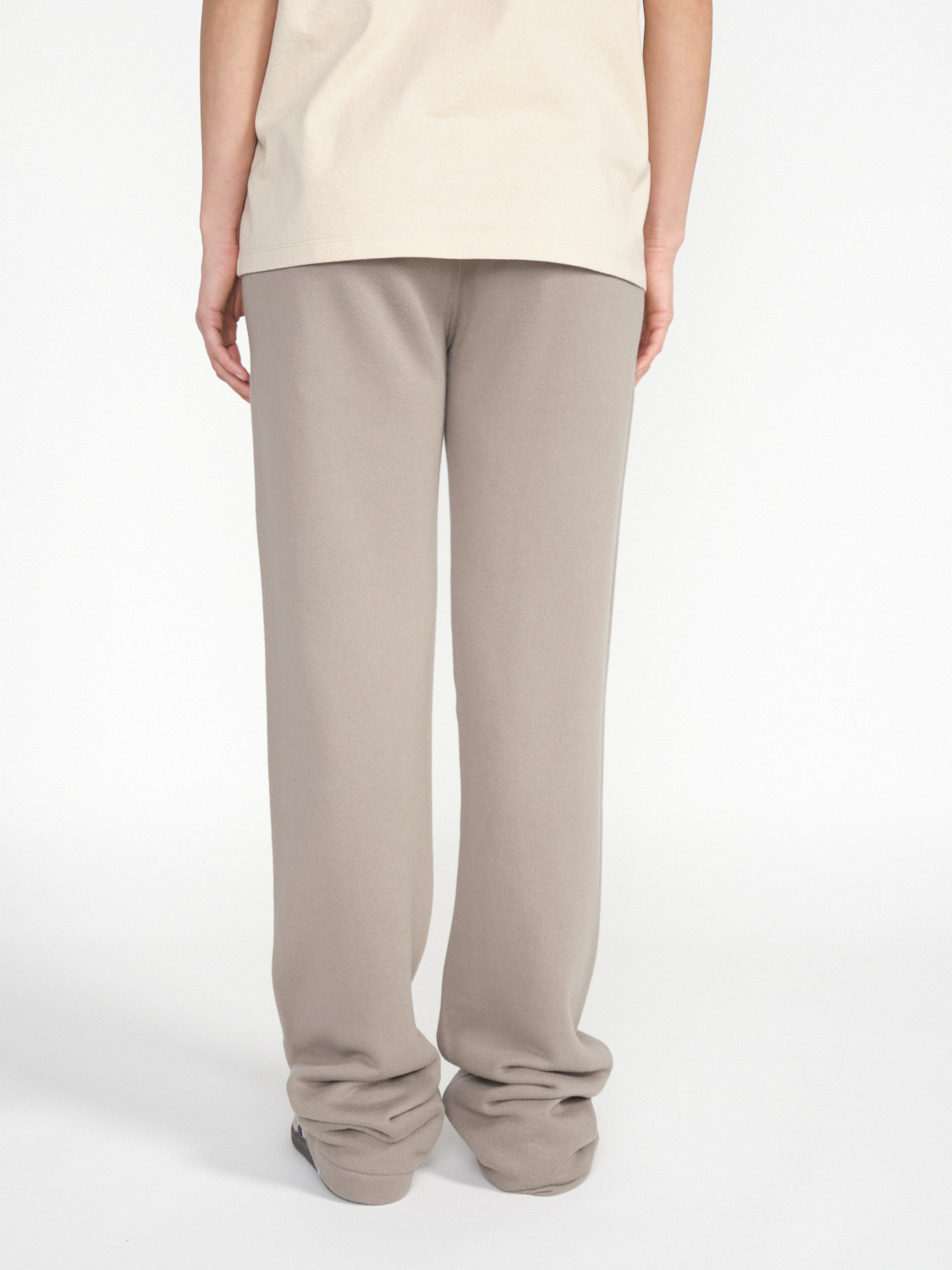 Eterne Straight-leg sweatpants made of cotton  brown M