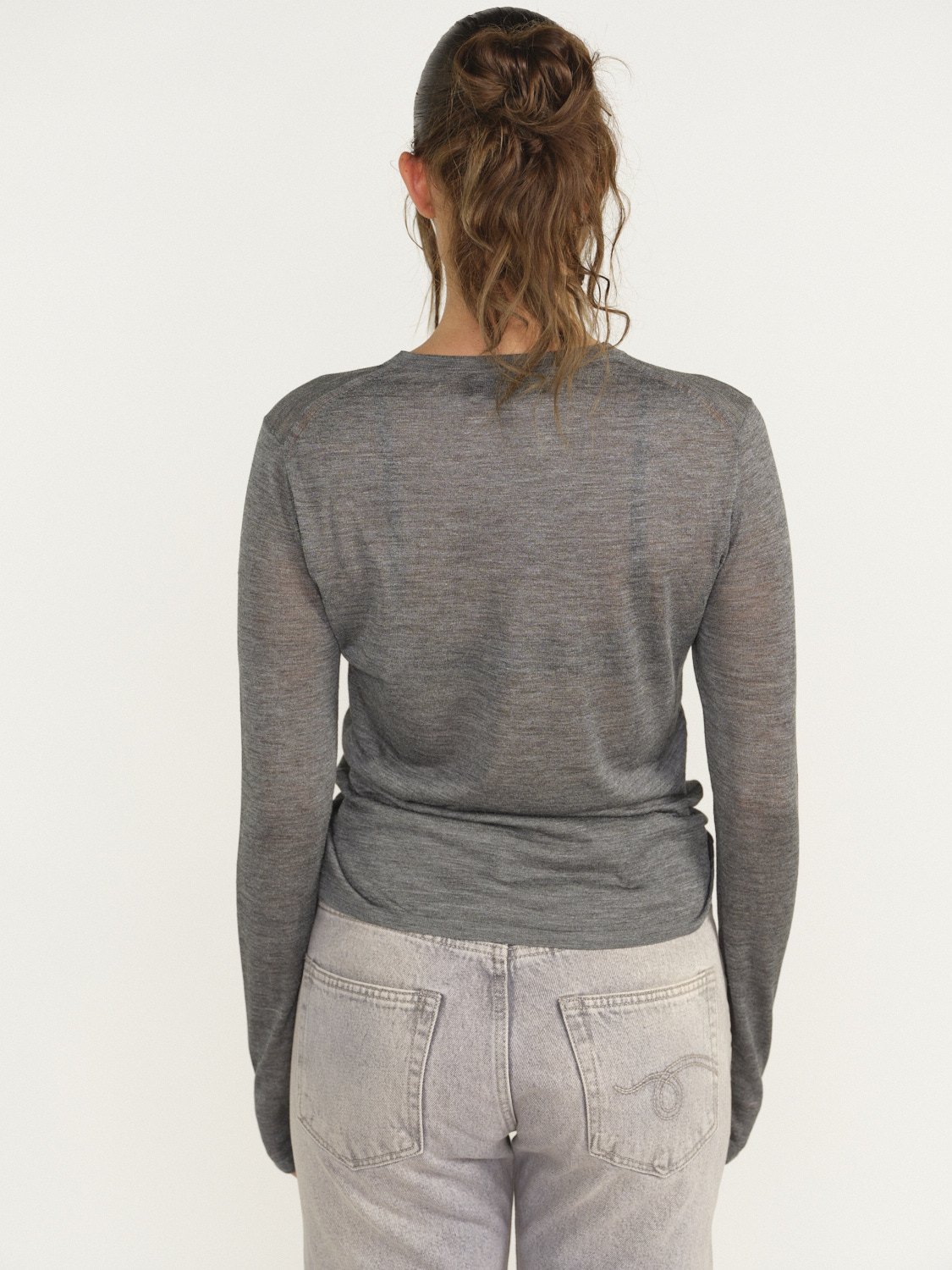 Nili Lotan Candice Sweater – Langarmshirt aus Seide grau L