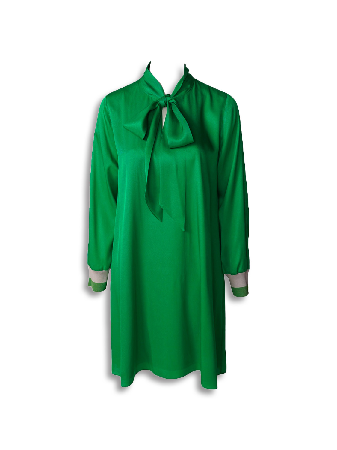 Dress made of flowing fabric with a tie-up loop