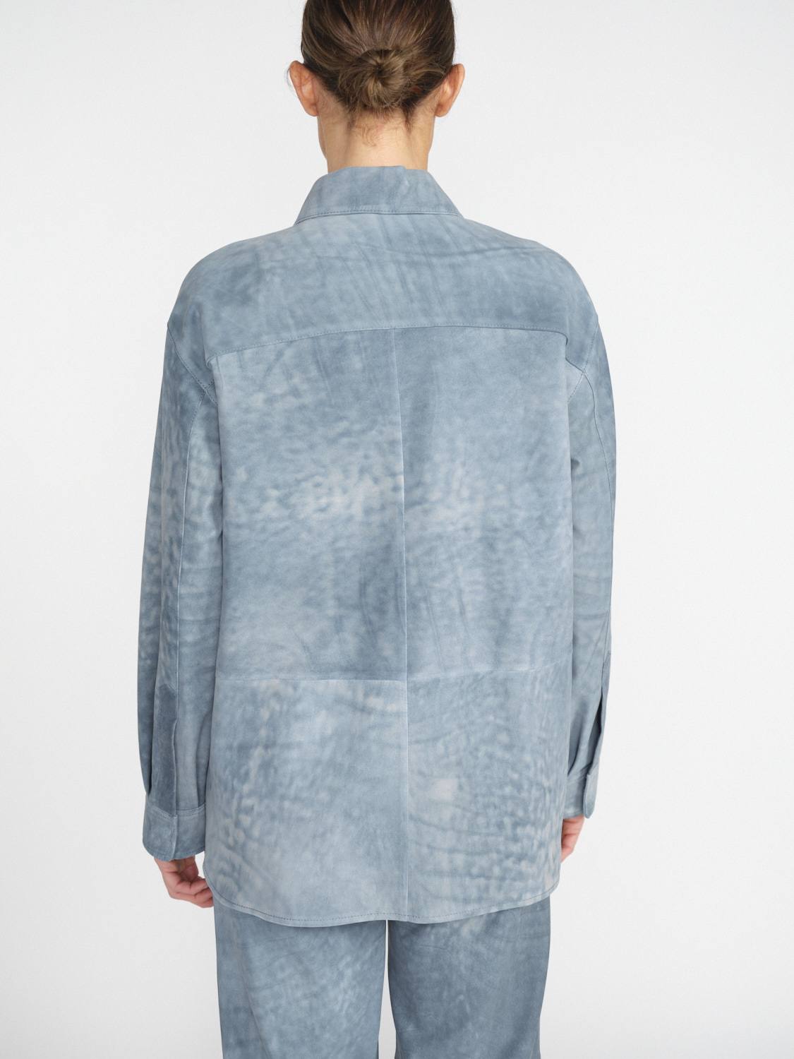 Arma Sofia – Oversized Lederhemd mit dunkler Waschung blau 38