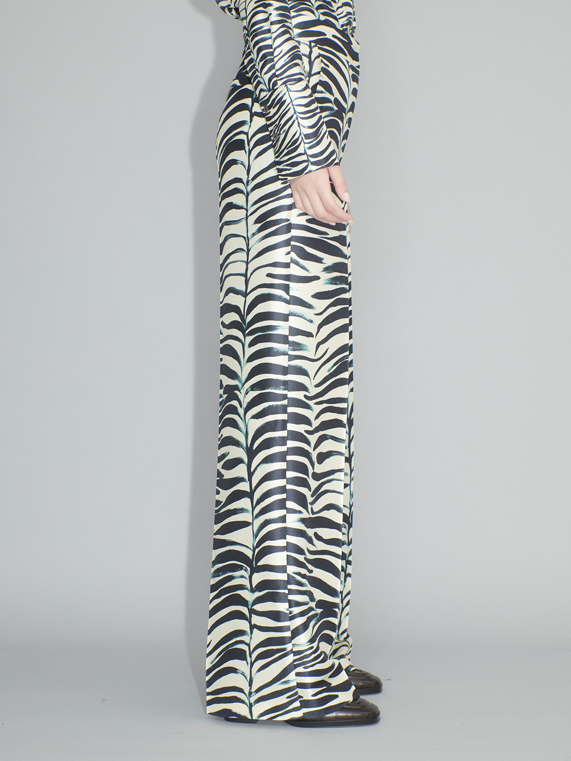 Odeeh Trousers with zebra print 36 multi Odeeh Trousers with zebra print 36 multi
