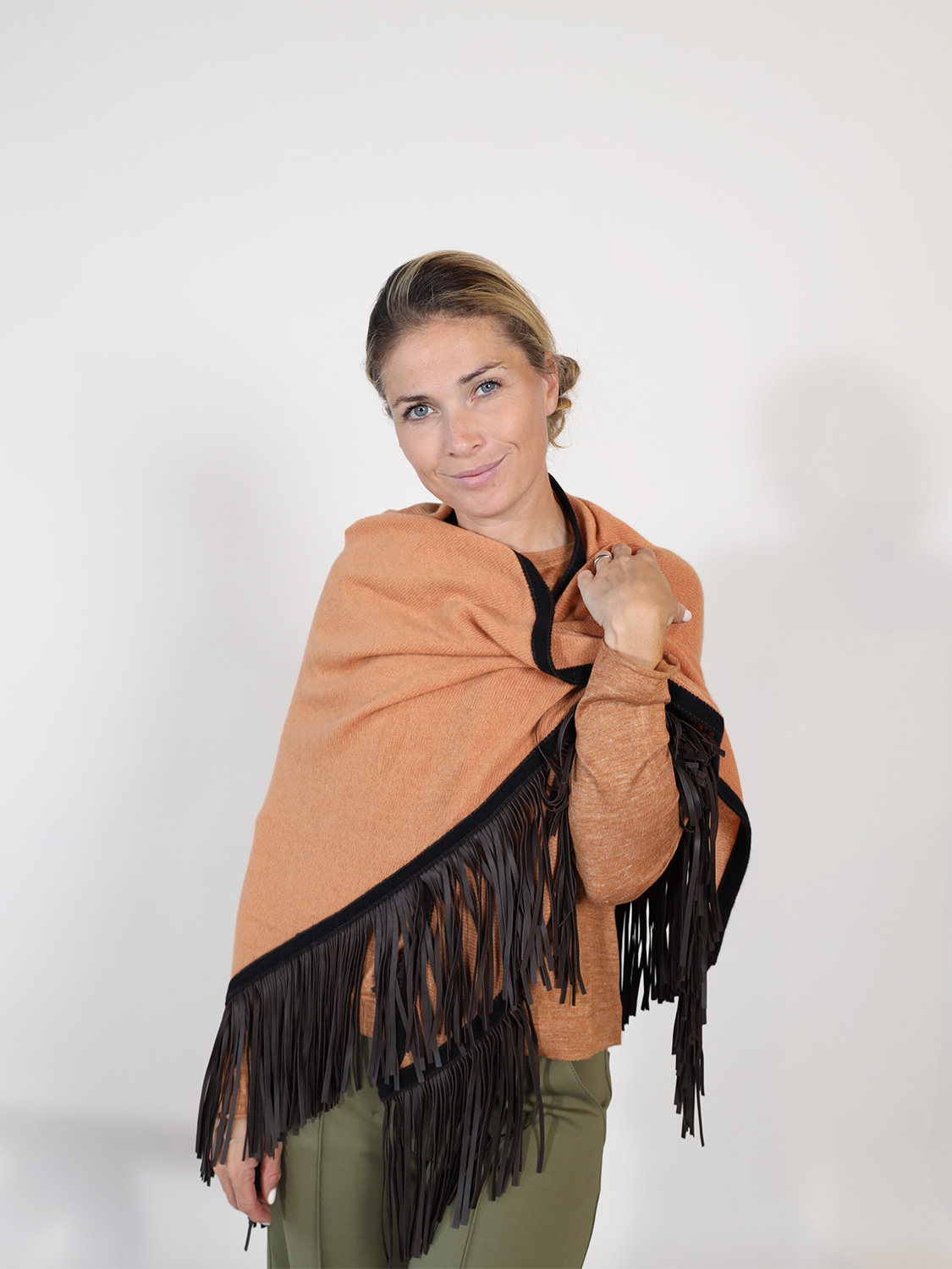 Antonia Zander Dreieckiger Kaschmirschal mit Fransen  orange One Size