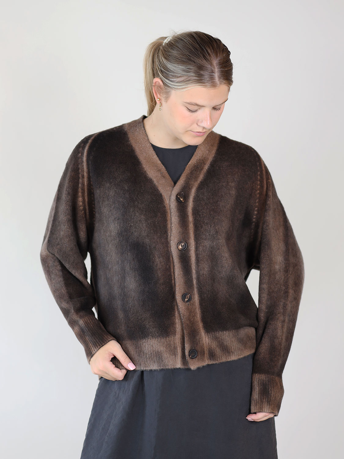 Avant Toi Cardigan with color gradients brown XS
