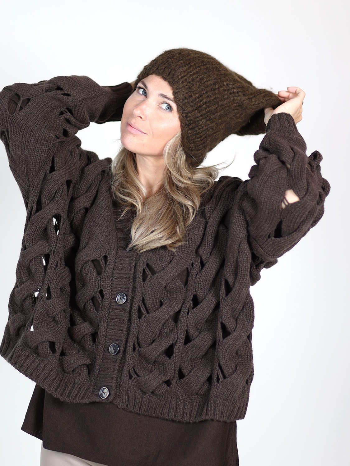 Ely Ely Ile – Knitted hat made from cashmere brown One Size