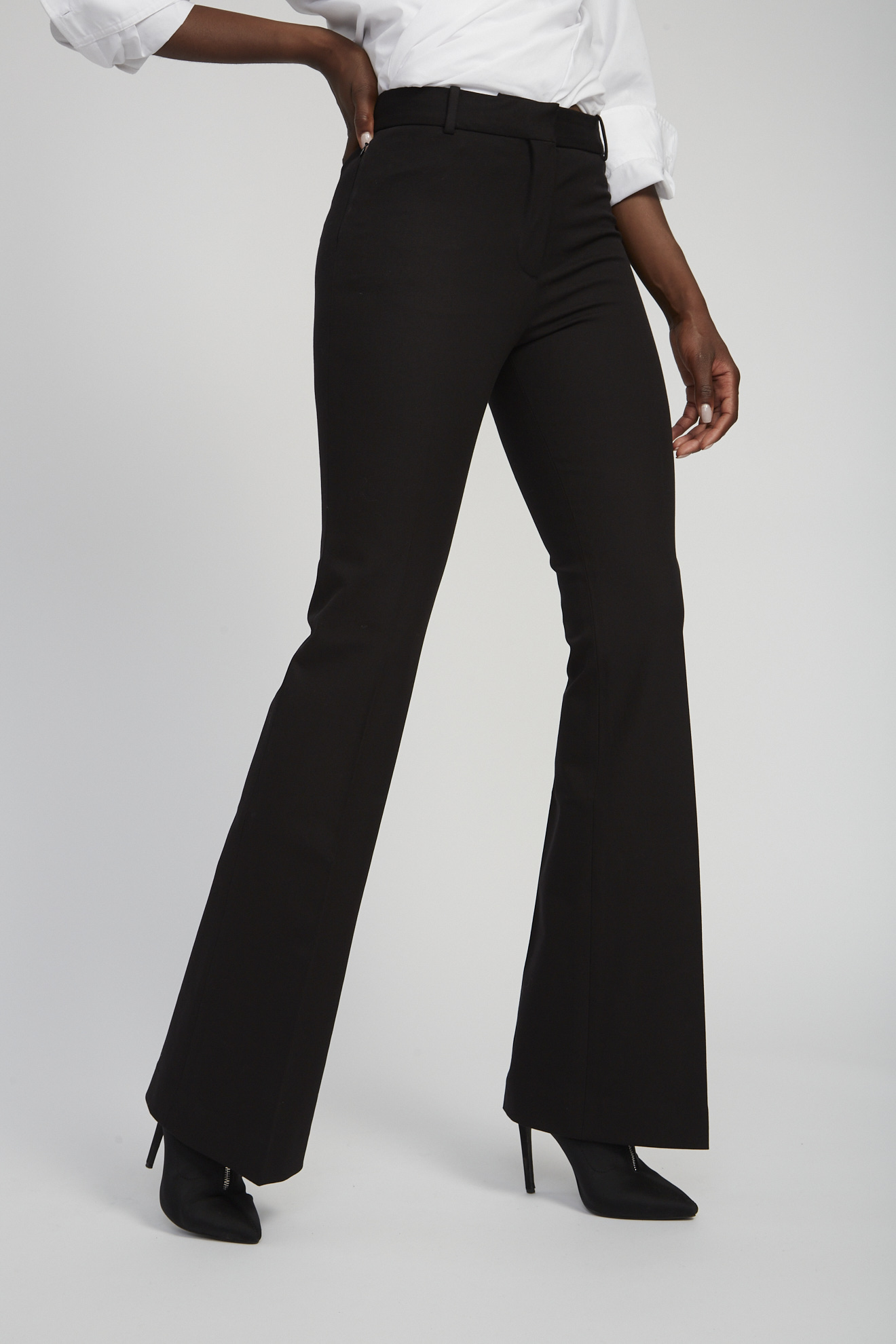 frame pants black plain jeans model front