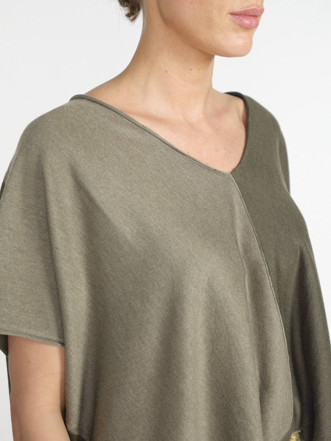 Kujten Nosy – Colorblock Seiden-Cashmere-Shirt   khaki Taille unique