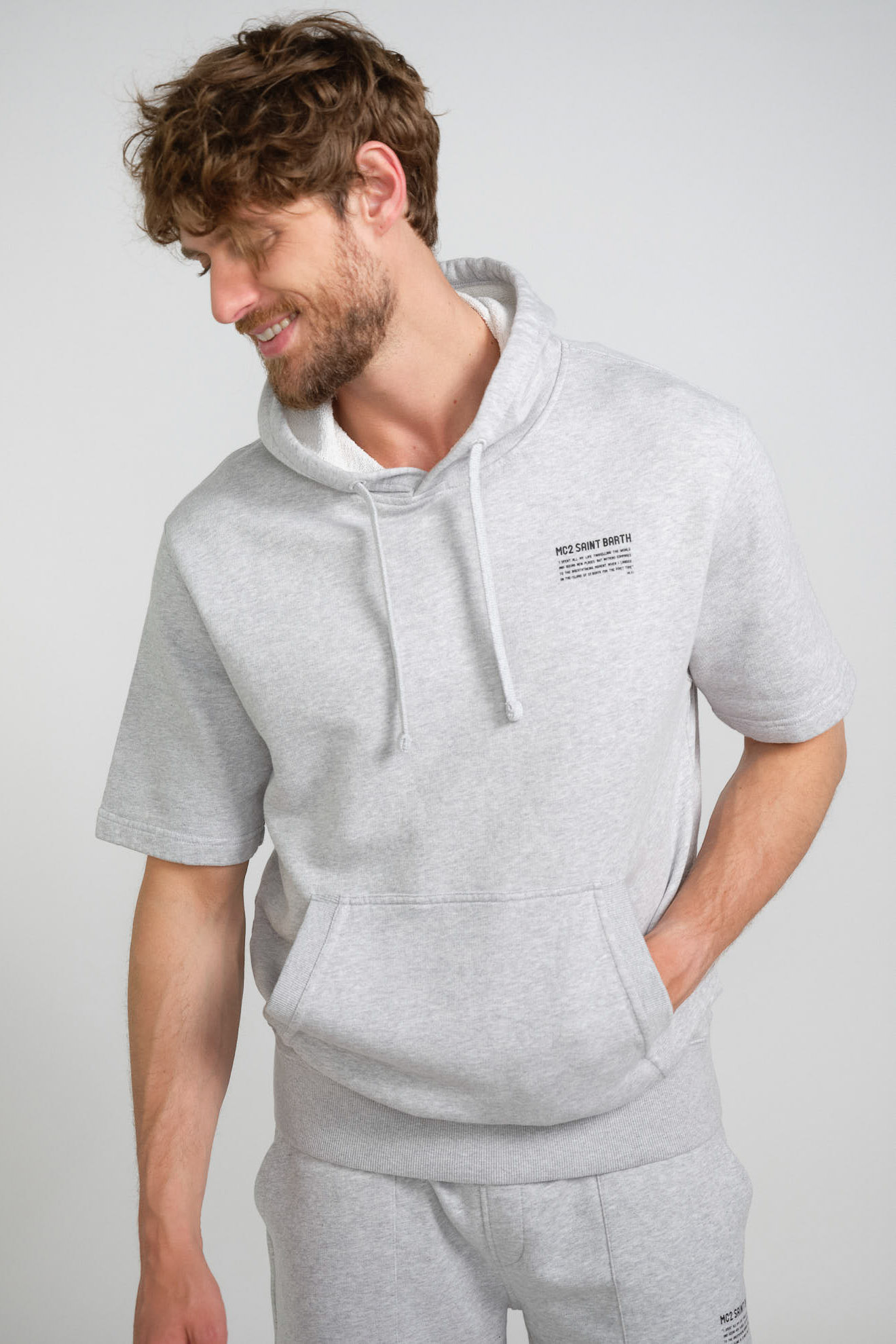 st. barth hoodie grau branded baumwolle model frontansicht