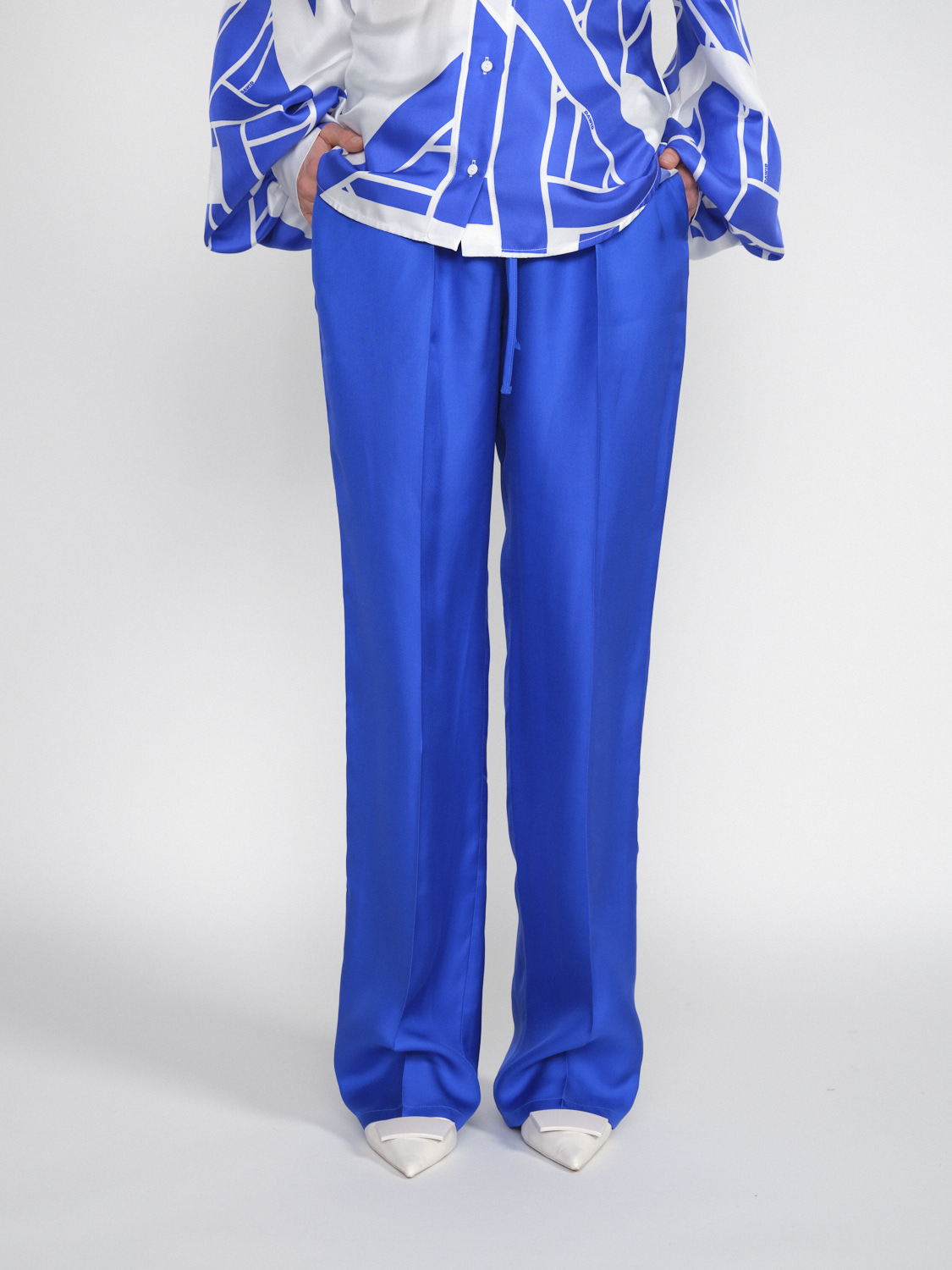 Dawid Tomaszewski Pleated trousers made of silk  blue 38