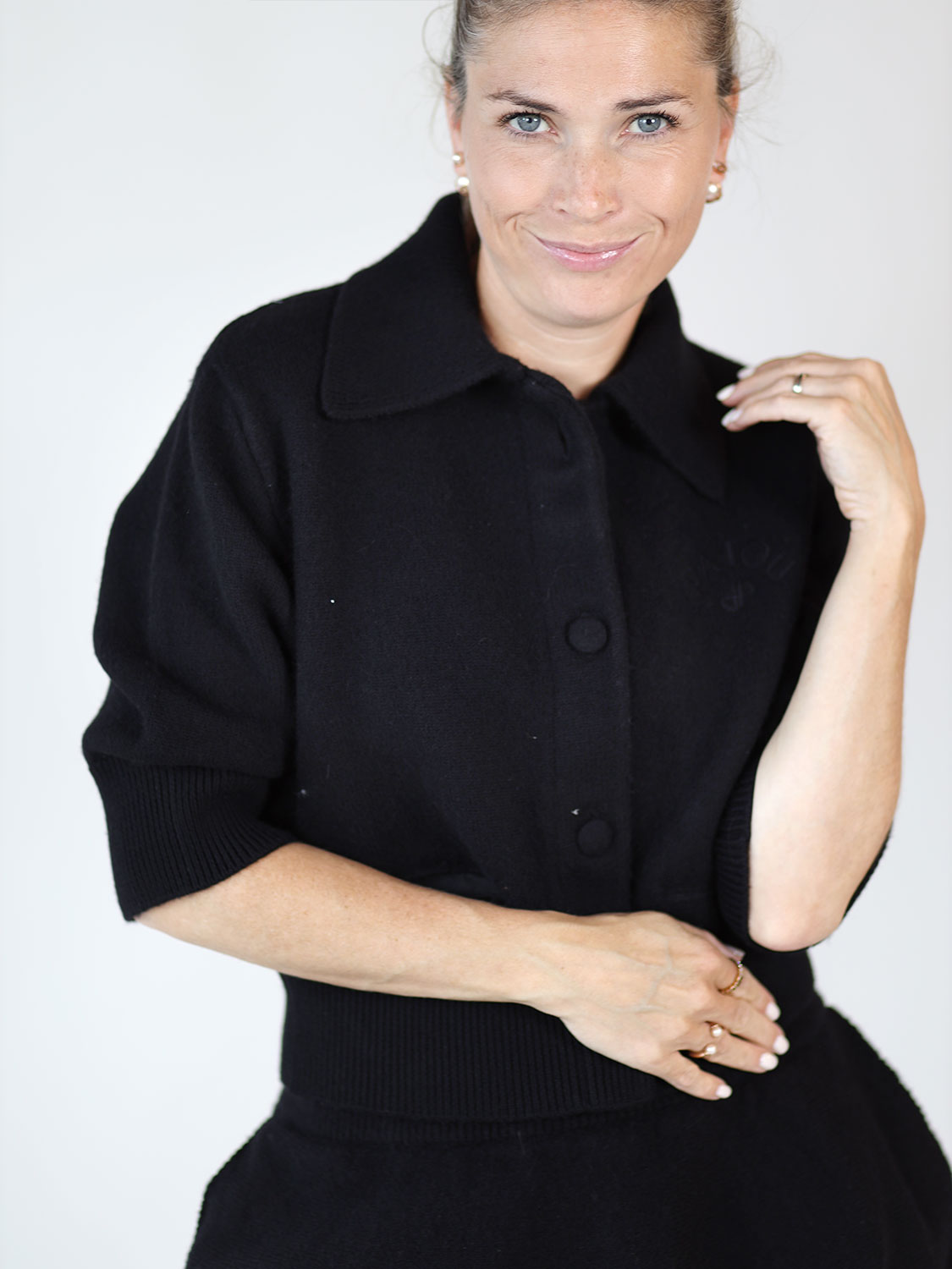 Patou Kurze Strickjacke aus Merinowolle  schwarz S