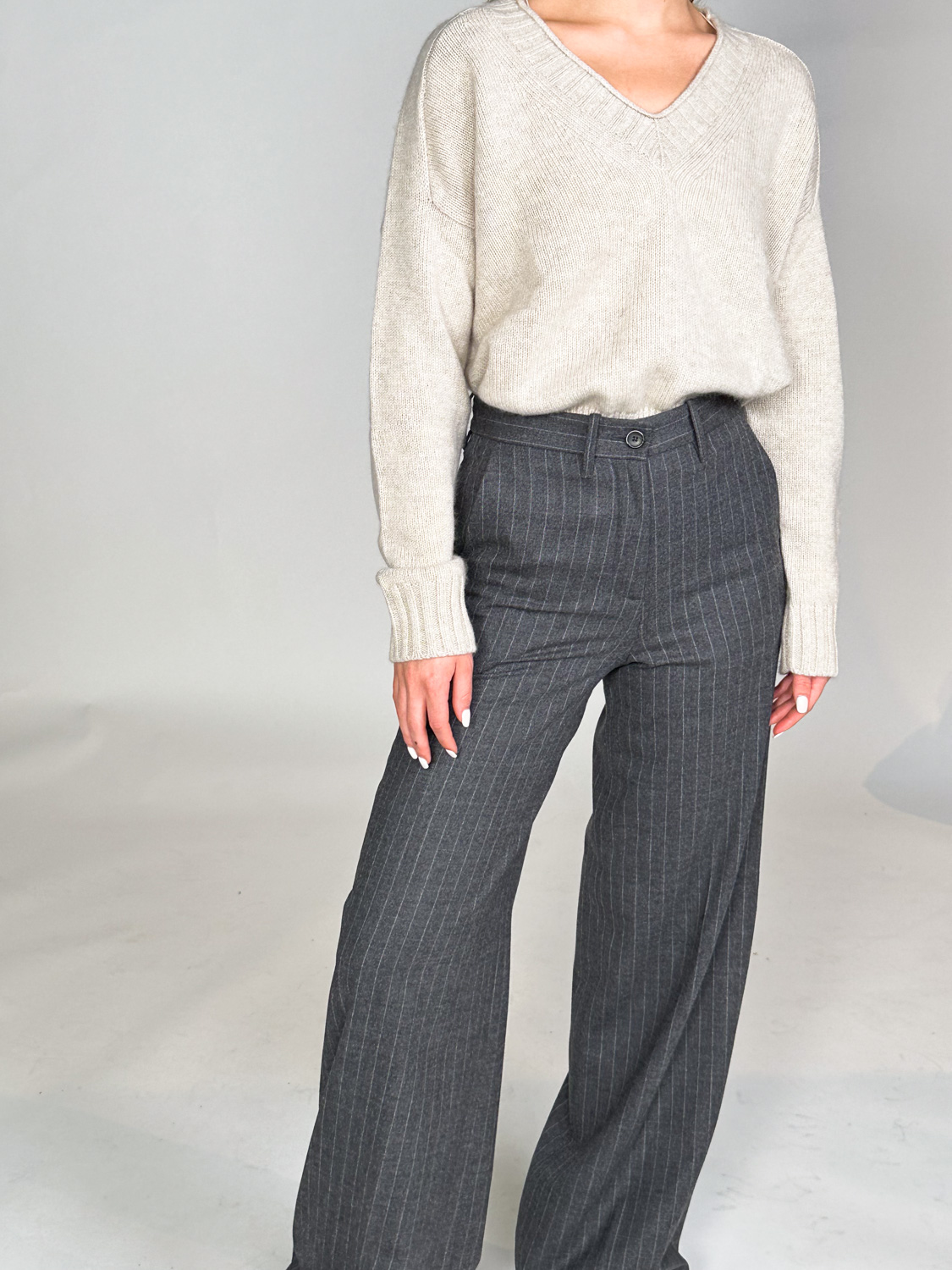 nine in the morning Karen – Hose im klassischem Nadelstreifen Design grau 26 nine in the morning Karen – Hose im klassischem Nadelstreifen Design grau 26