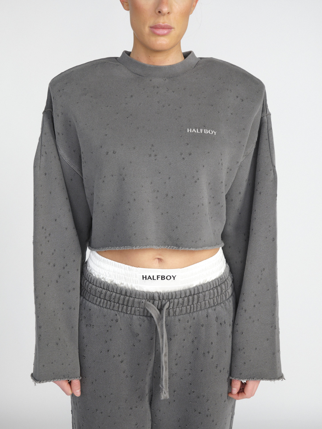 Halfboy Crew Neck – Cropped Pullover mit Schulterpolstern   grau XS
