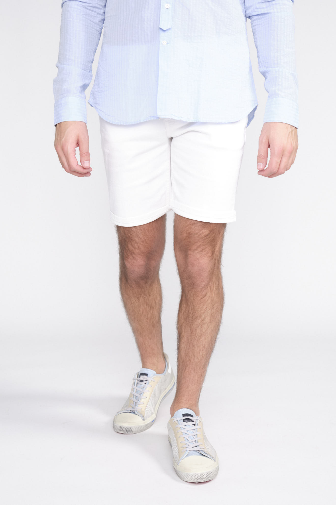 Shorts George - Jeansshorts with Destroyed Look white 30