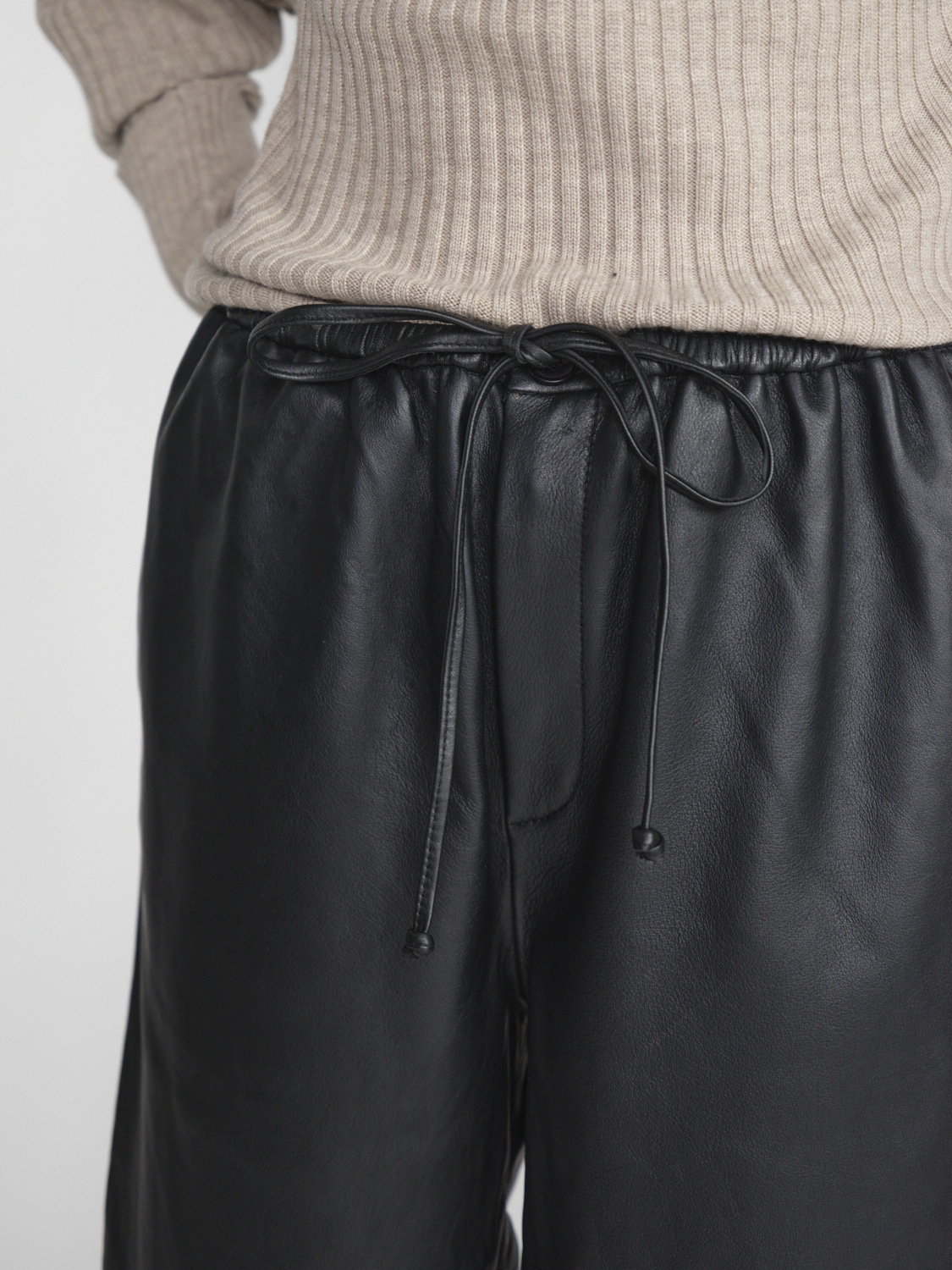 By Malene Birger Joanni – Baggy pants in lamb leather  black 36