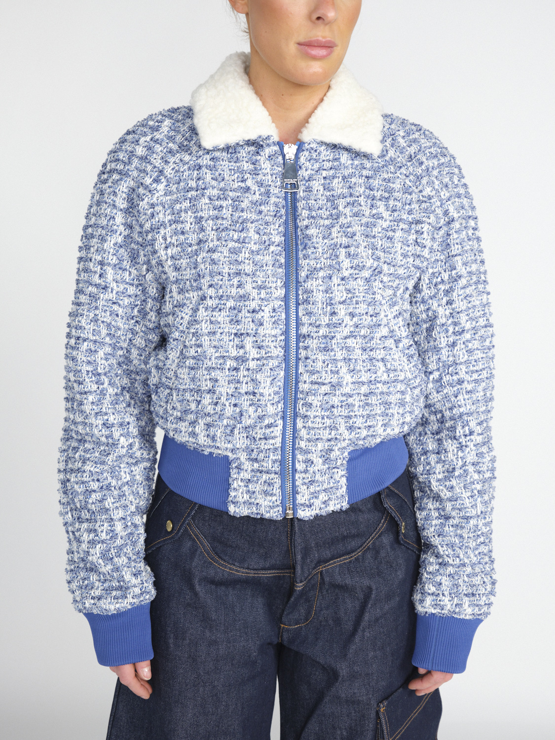 Khrisjoy Jim Bomber – Kurze Jacke in Tweed Optik   blau XS/S