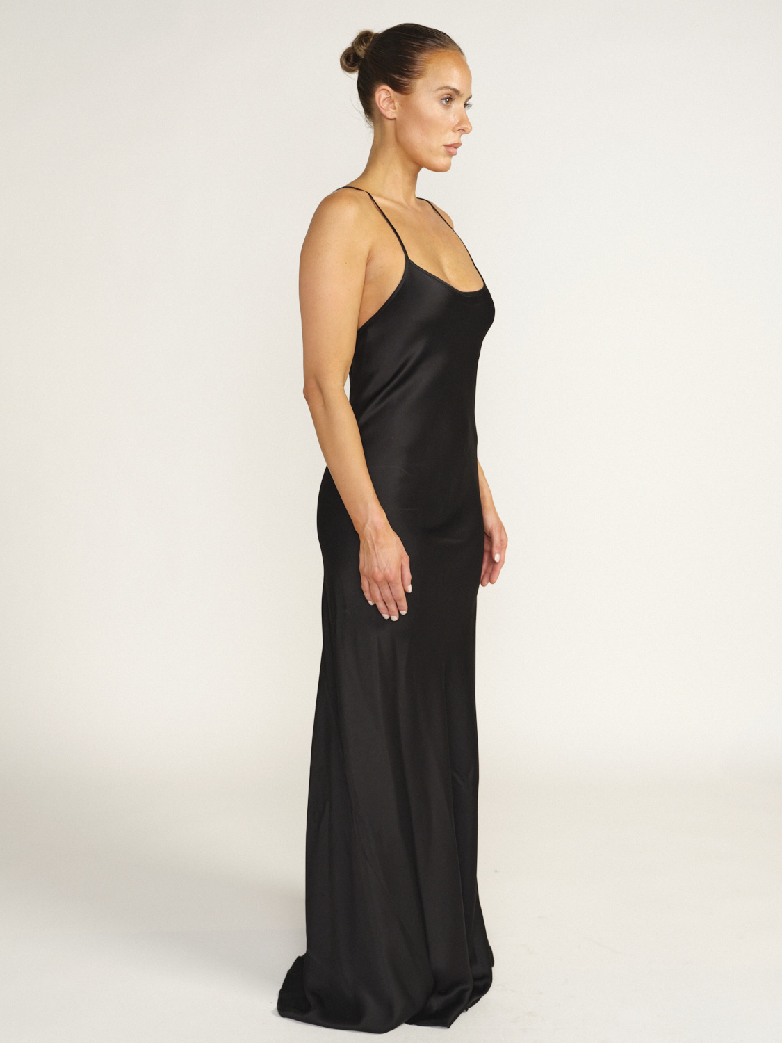 Victoria Beckham Floor Length Cami Dress - Abito lungo fino al pavimento in tessuto fluente nero 36