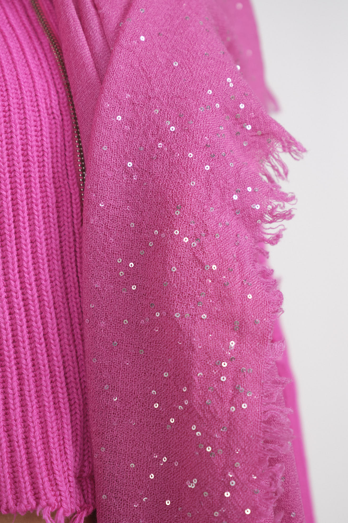 Faliero Sarti Domenica - Scarf with sequins with silk part pink One Size