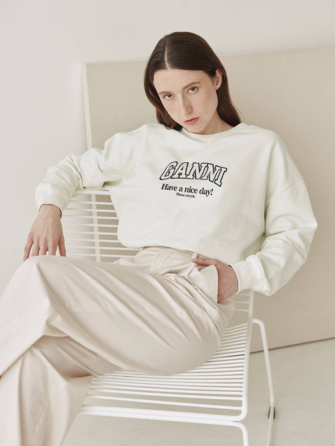 Cotton sweatshirt with a logo detail 