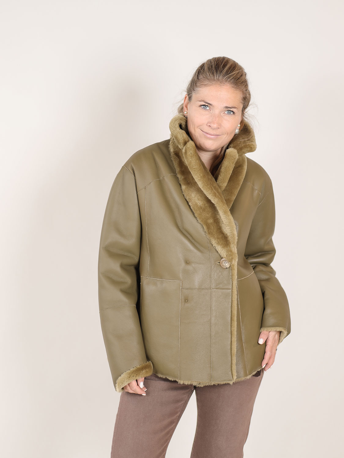 Blancha Straight Merino – Double-breasted fur coat green 34