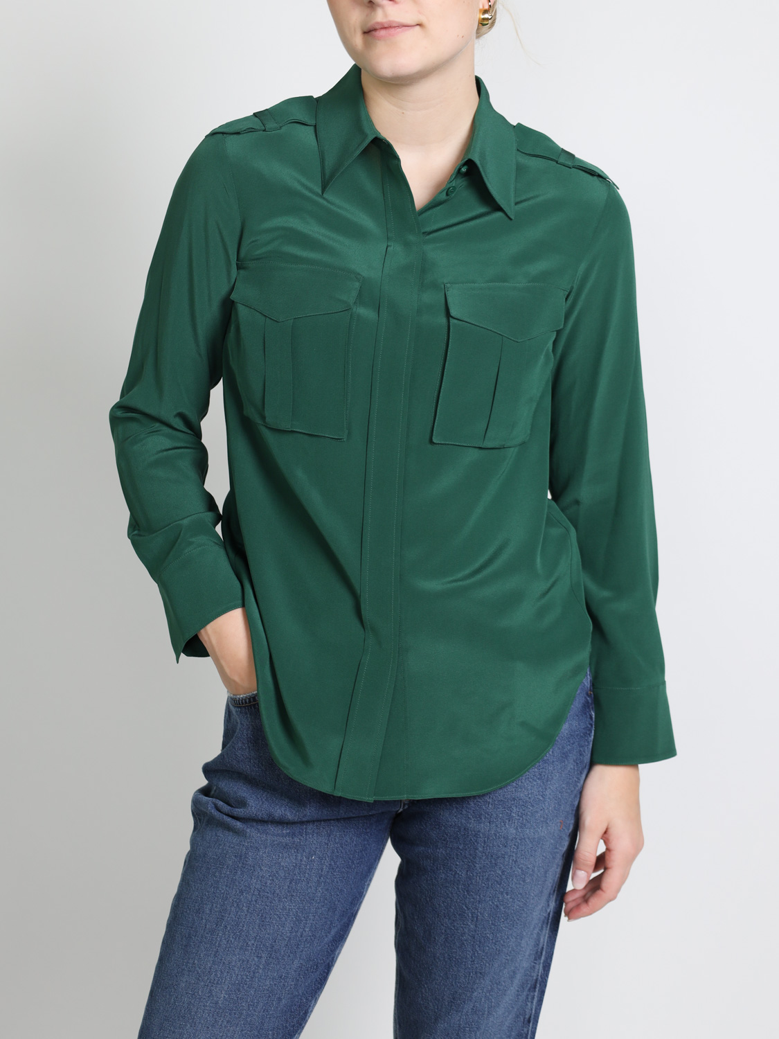 Dorothee Schumacher Striking Volumes – Bluse aus Seide grün 38 Dorothee Schumacher Striking Volumes – Bluse aus Seide grün 38