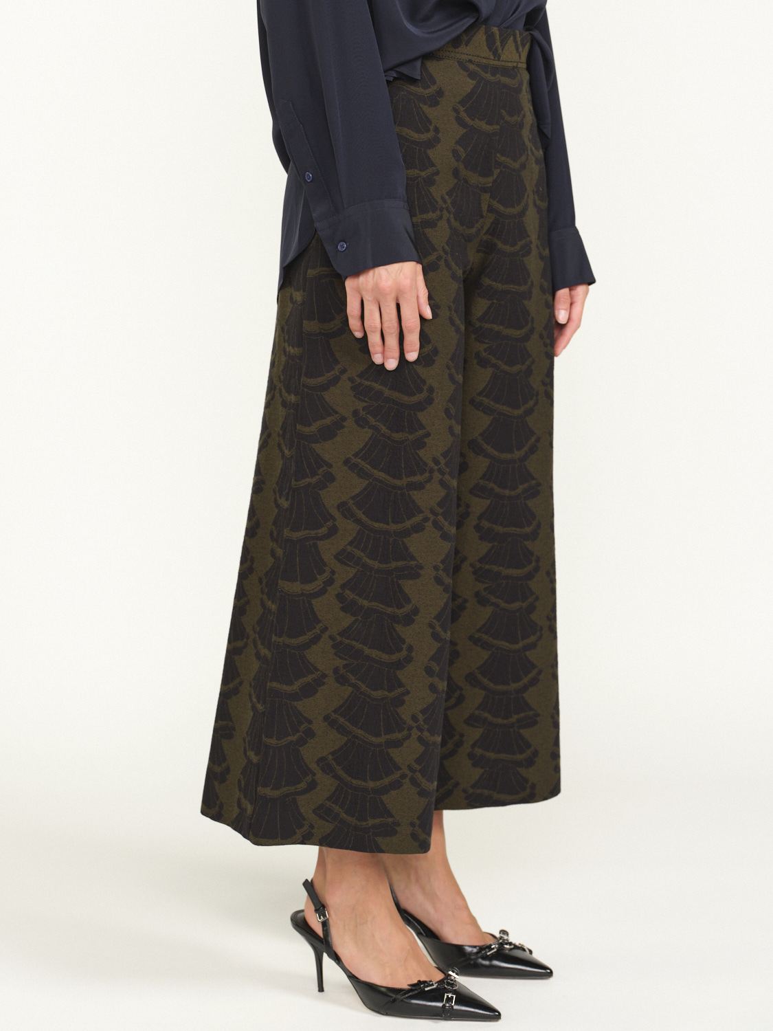 Odeeh Pantaloni in cotone con stampa floreale grün 34