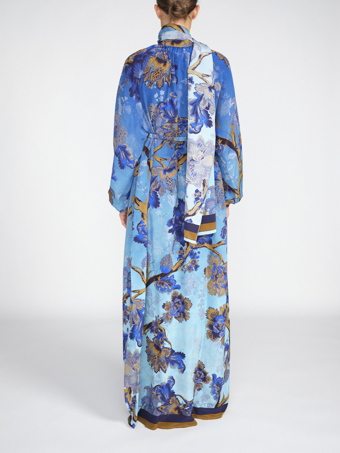 For restless sleepers Silk maxi dress with floral design  blue M