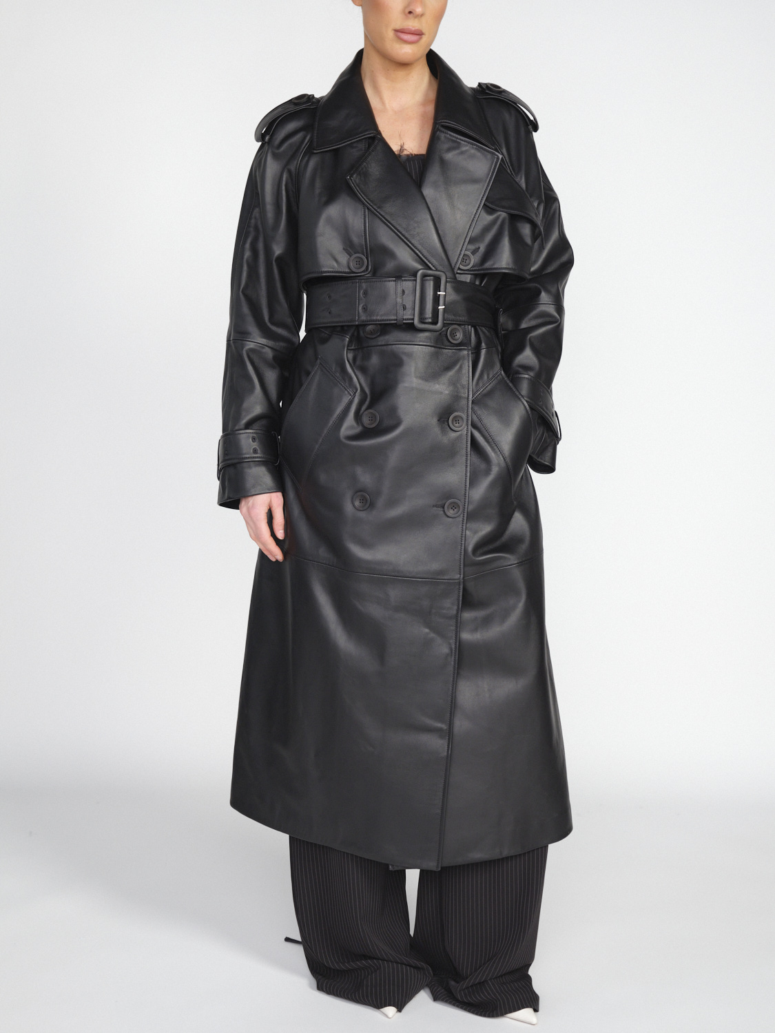 Arma Toledo – Oversized leather coat with tie belt  black 36