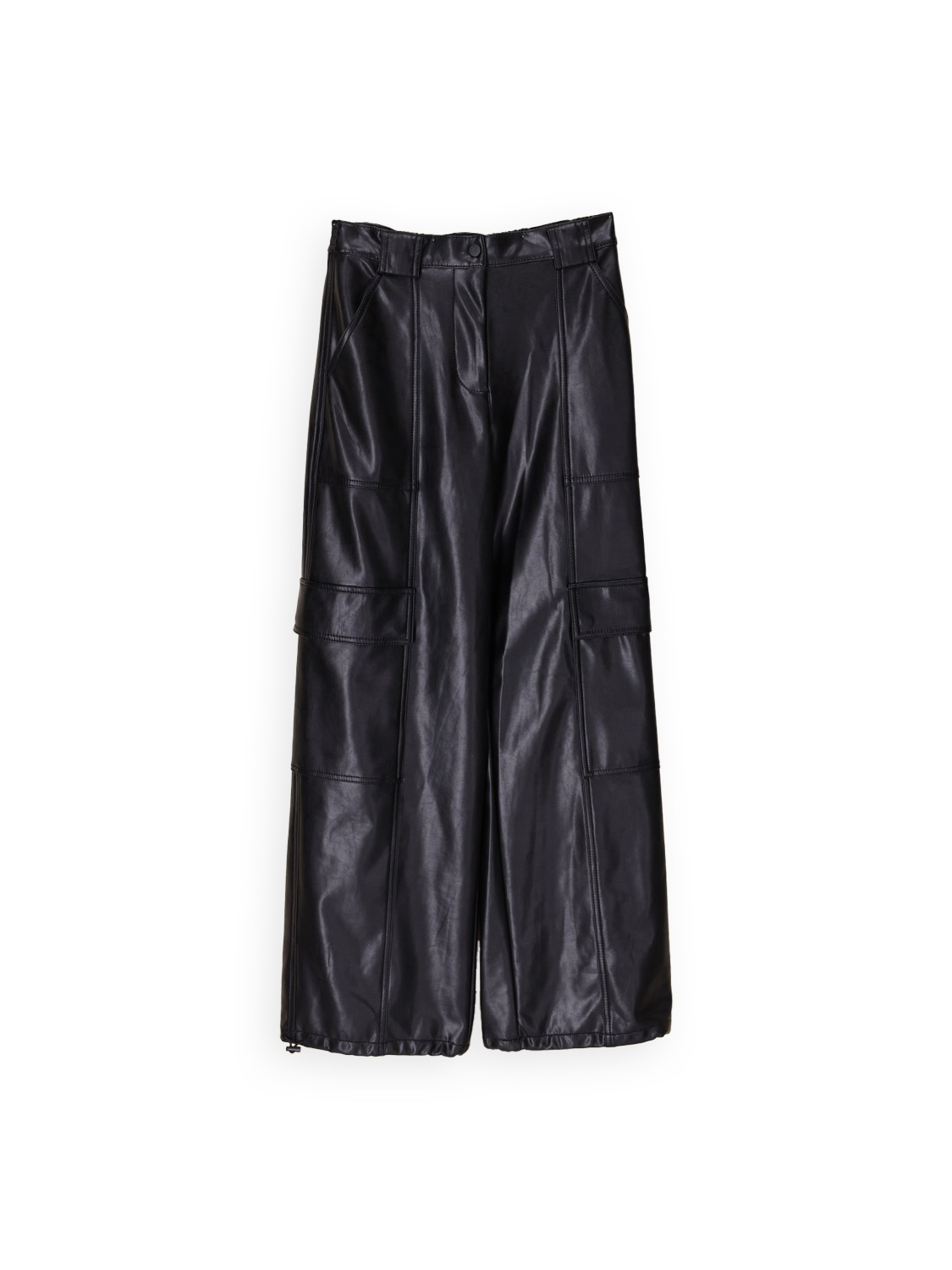 Sofia – cargo trousers in fake leather 