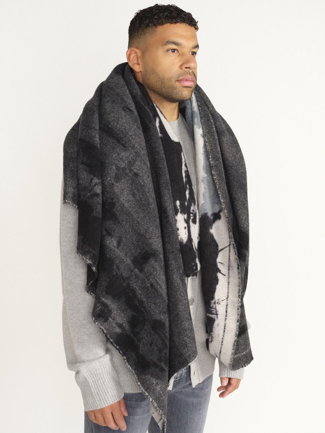 Faliero Sarti Plaid Norvy – Rechteckiger Schal mit Muster aus Wolle und Cashmere schwarz One Size