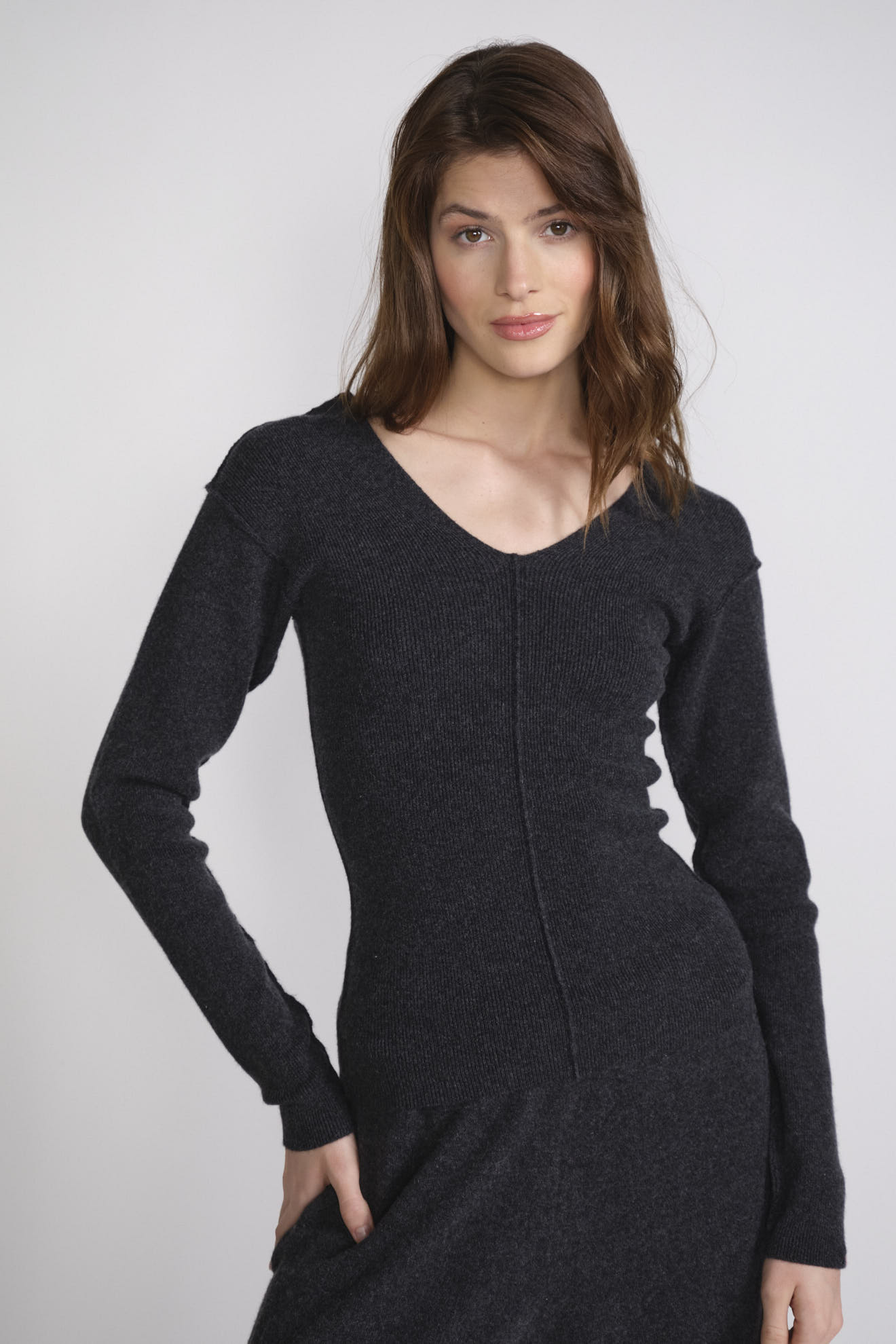 Extreme Cashmere n° 253 Lady - Figure-hugging cashmere jumper Extreme Cashmere n° 253 Lady - Figure-hugging cashmere jumper