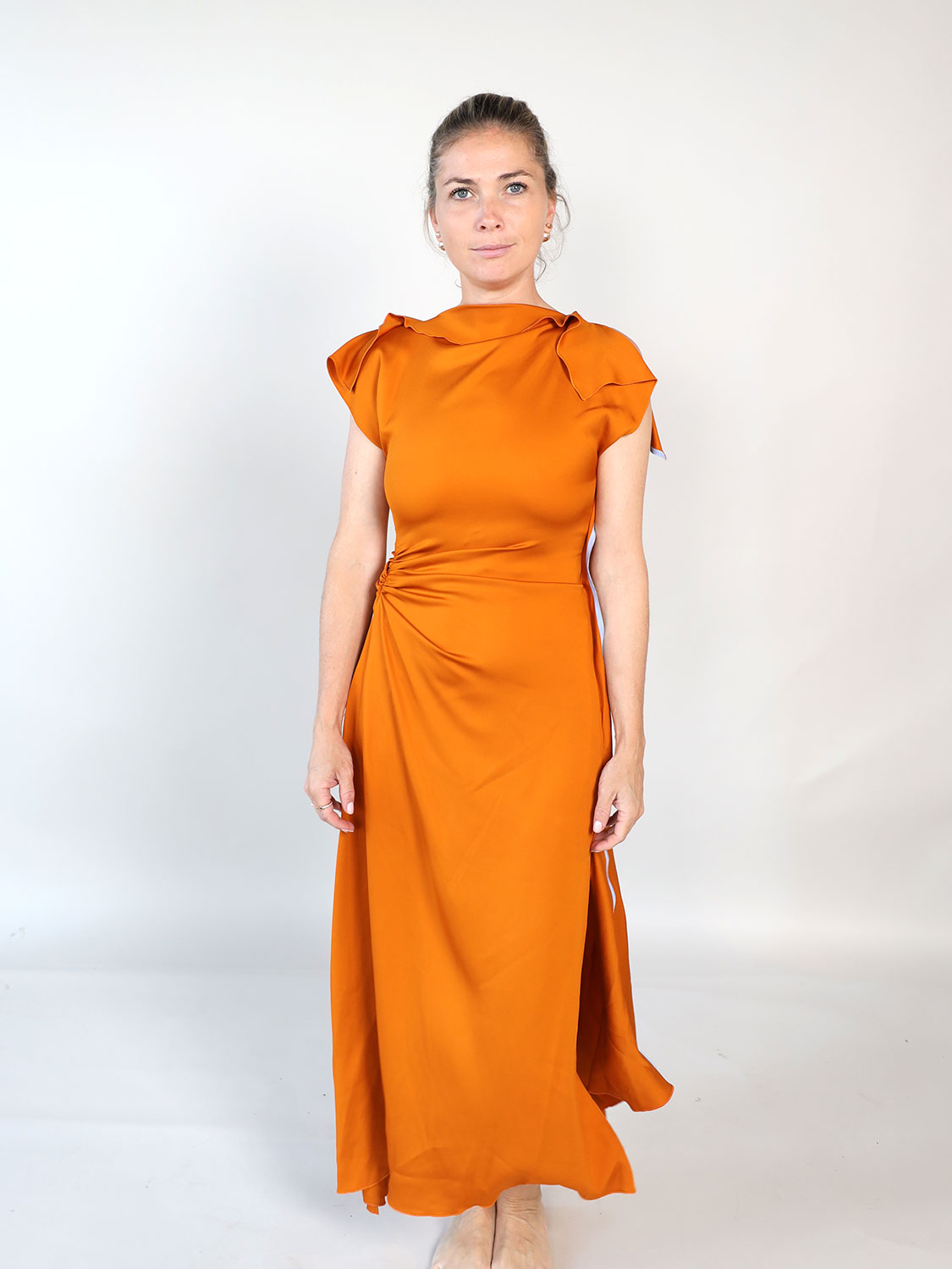 Victoria Beckham Drape Sleeve Midi Dress – Kleid mit raffiniertem Faltenwurf  36 orange