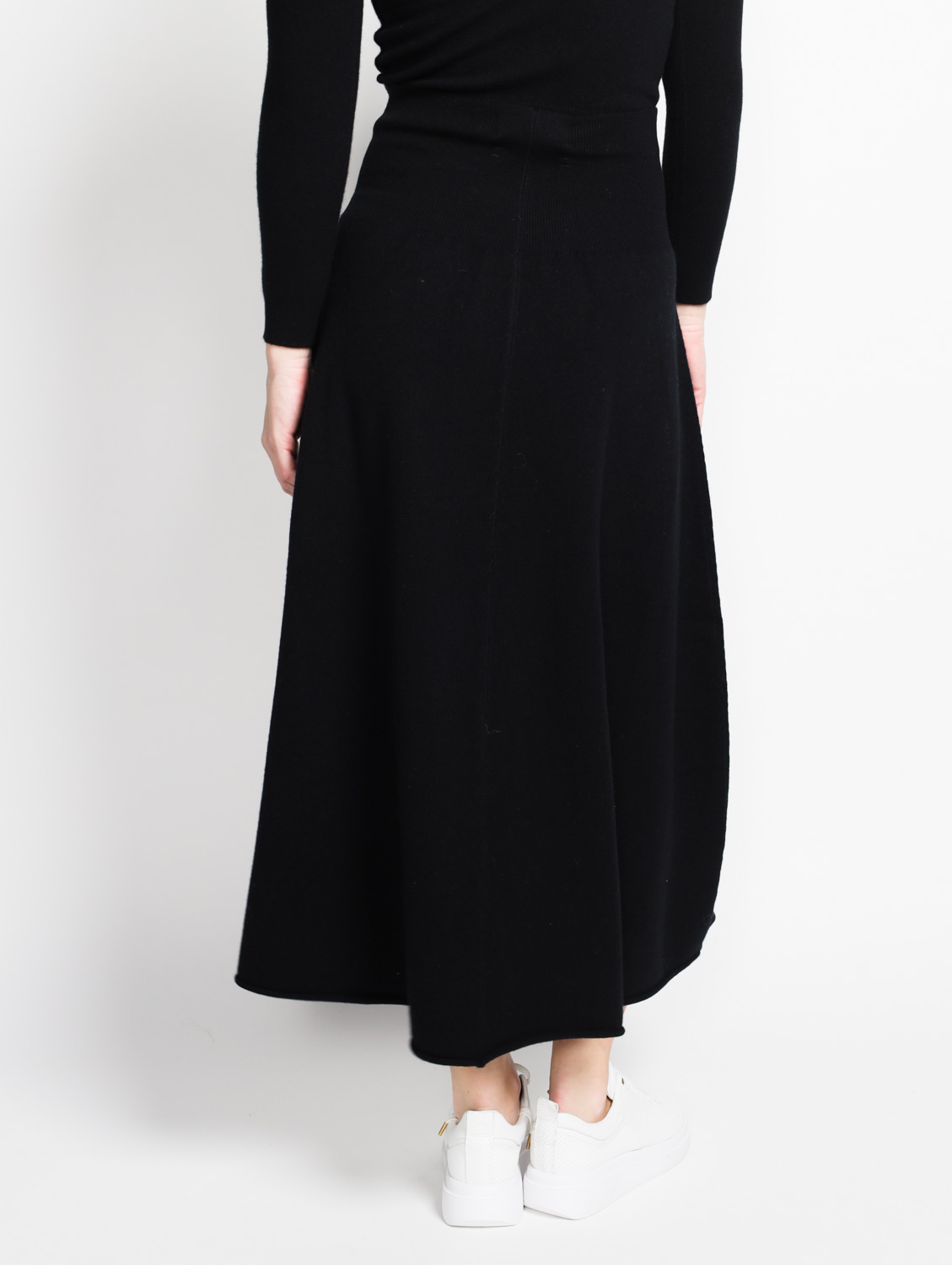 Extreme Cashmere N°388 Ease – Cashmere Maxirock schwarz One Size Extreme Cashmere N°388 Ease – Cashmere Maxirock schwarz One Size
