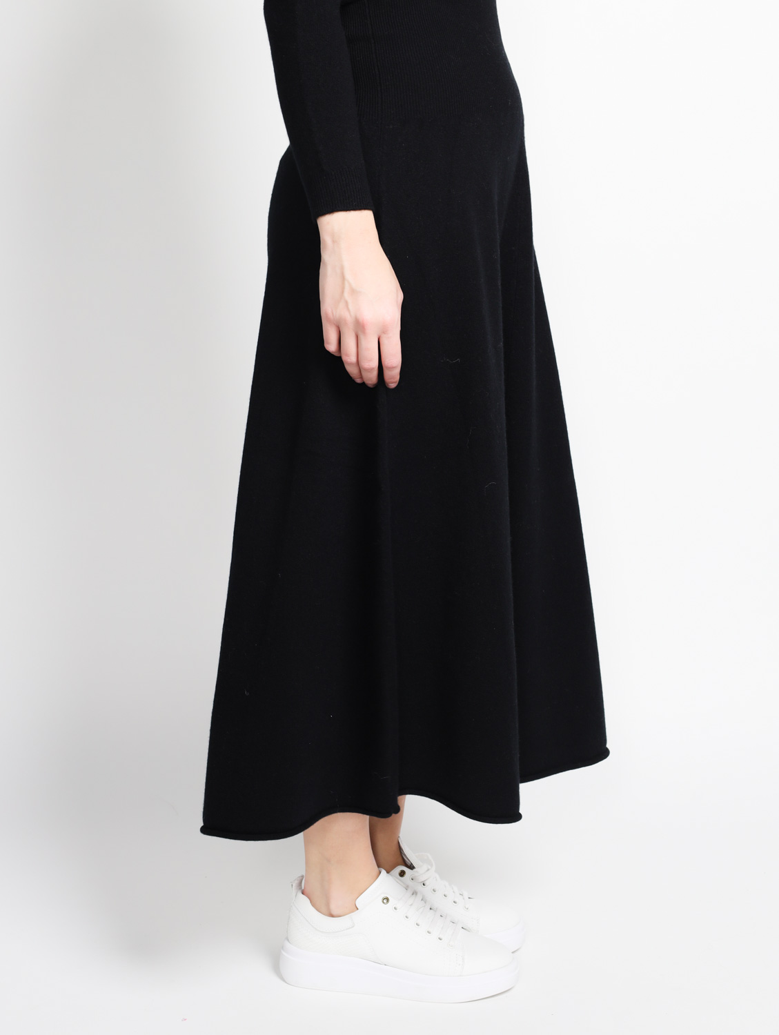 Extreme Cashmere N°388 Ease – Cashmere Maxirock schwarz One Size Extreme Cashmere N°388 Ease – Cashmere Maxirock schwarz One Size