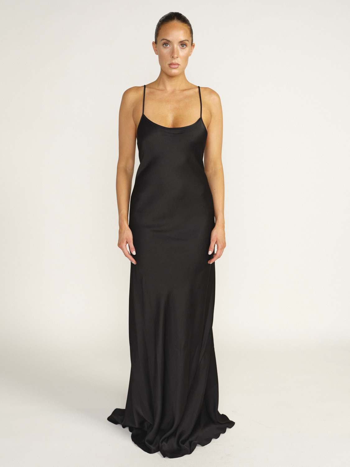 Victoria Beckham Vestido cami largo - Vestido largo de tejido vaporoso negro 38