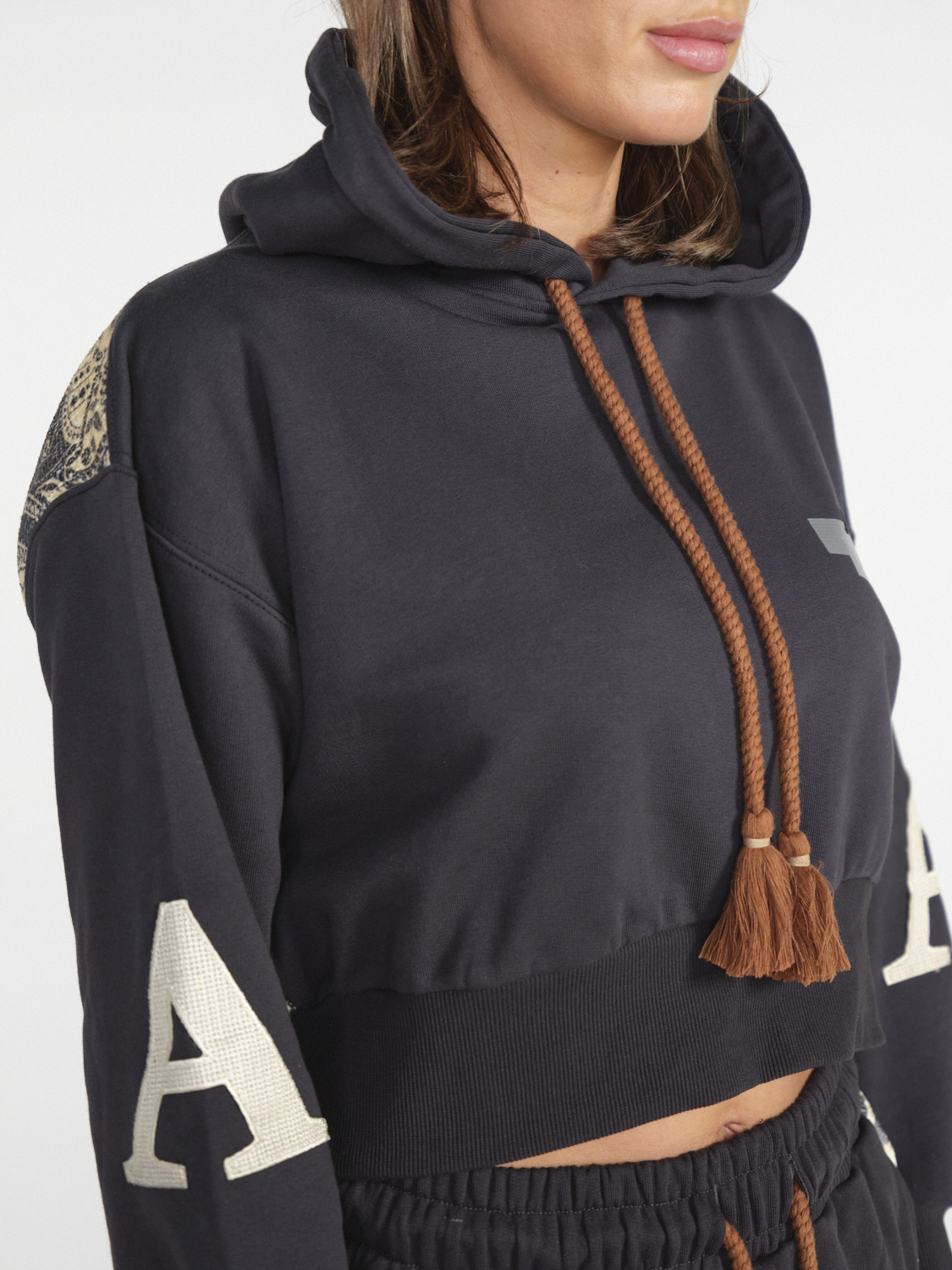 Al Ain Ahox - Cropped Hoodie mit Muster  schwarz XS/S