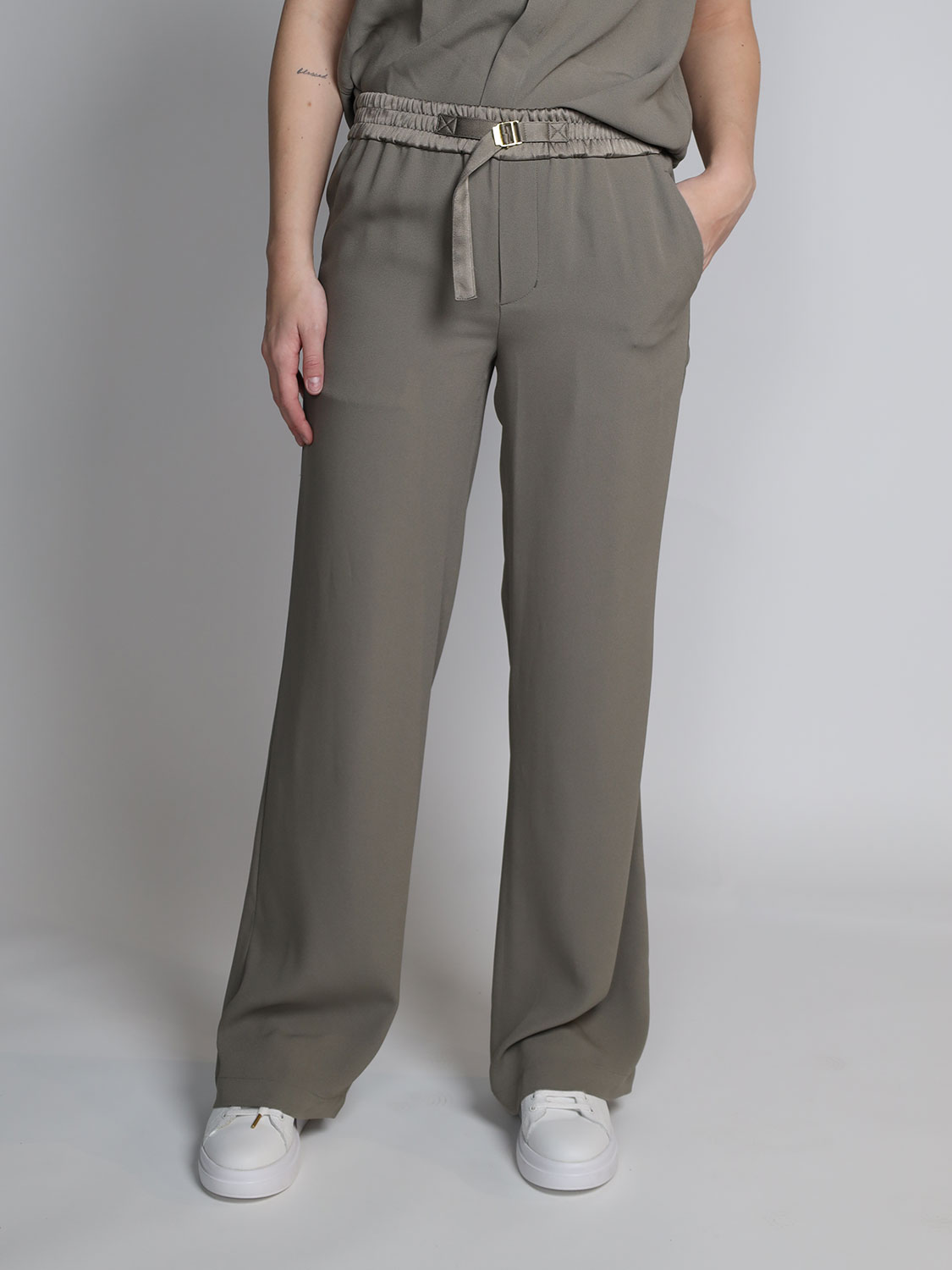 Ami Paris Flowing trousers with belt detail beige XS Ami Paris Flowing trousers with belt detail beige XS