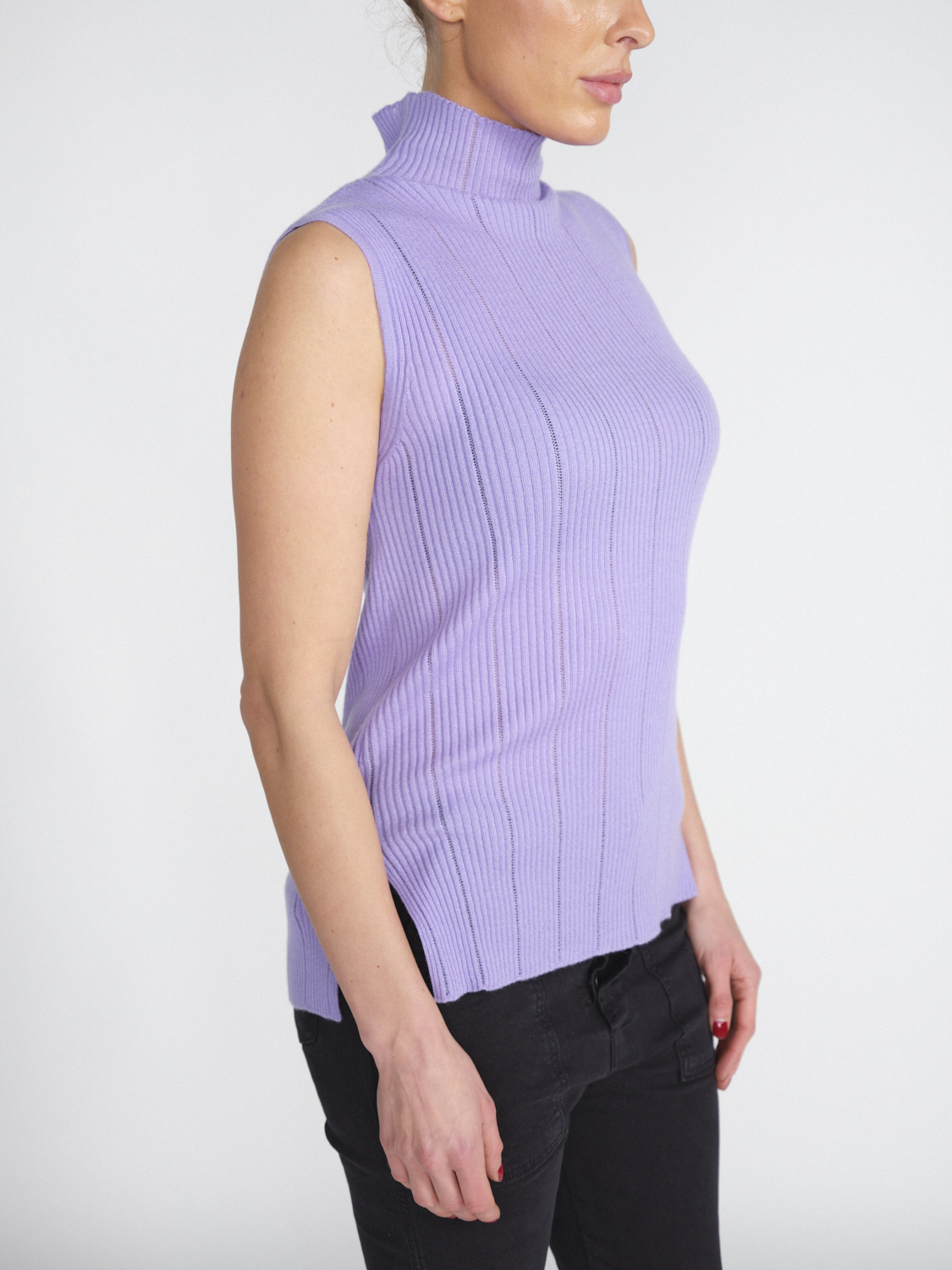 Iris von Arnim Loulou - Knitted top in cashmere-silk blend  lila M
