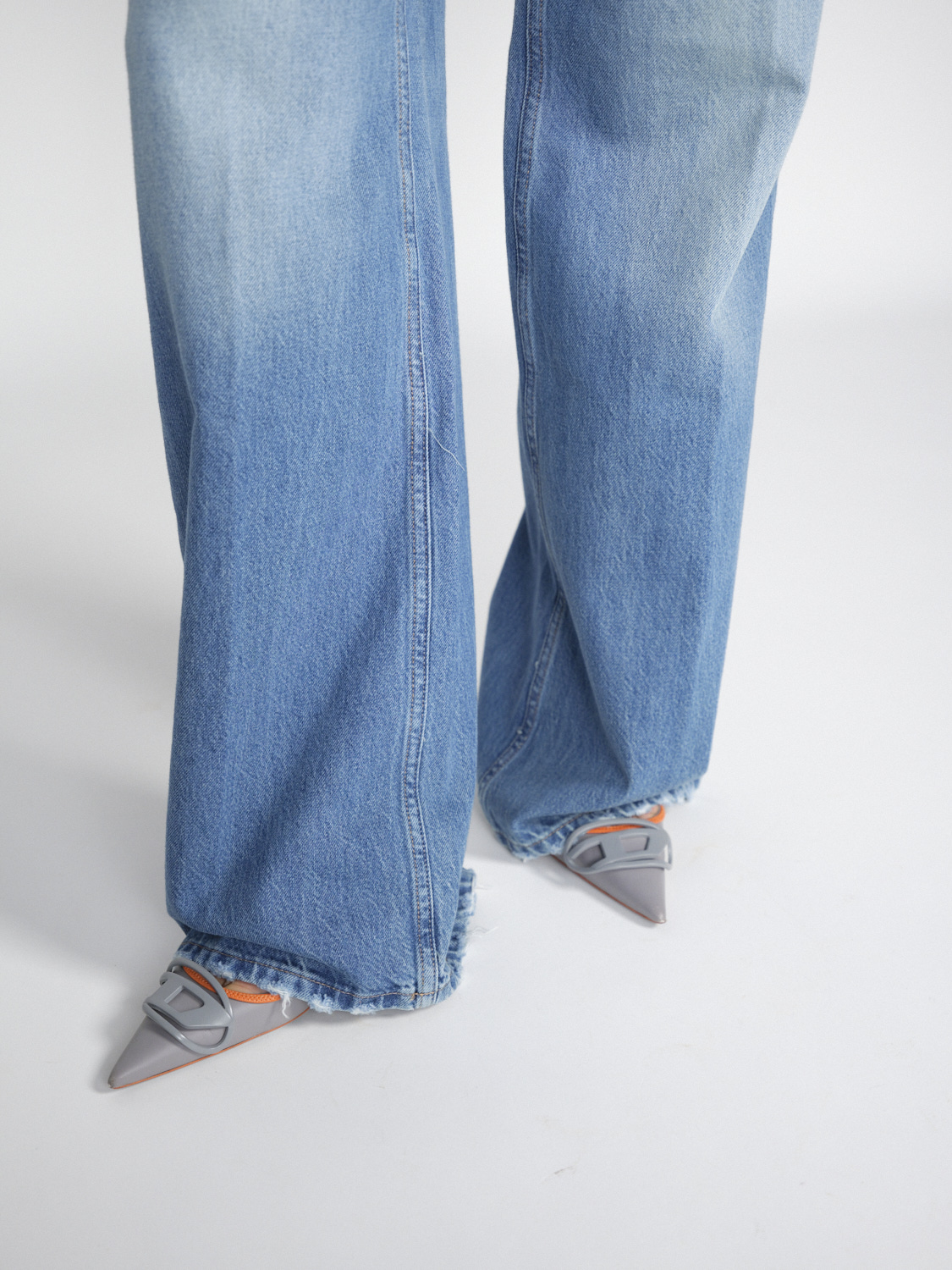 Frame The 1978 - Light-colored jeans with wide leg  blue 26