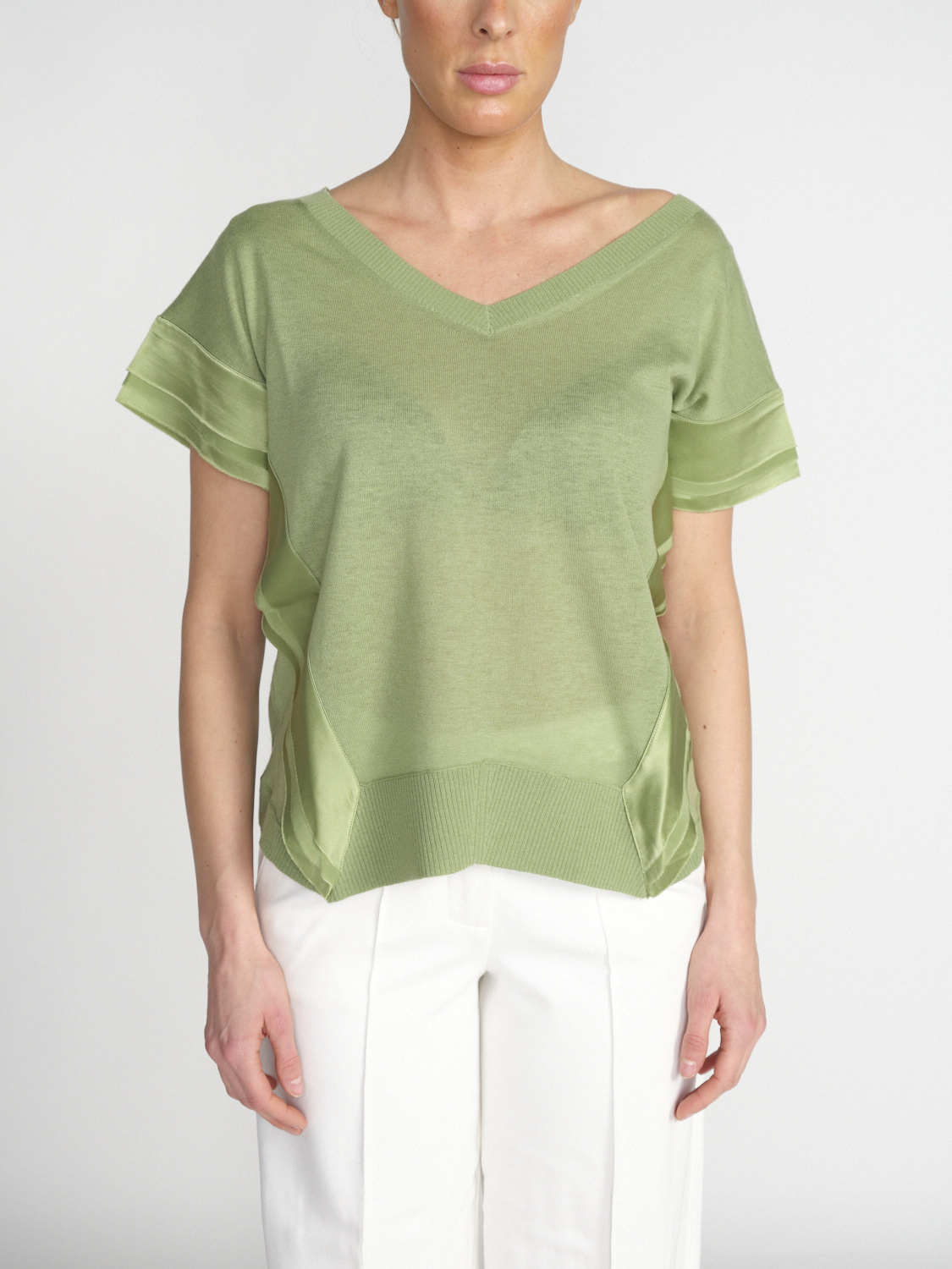 Dorothee Schumacher Delicate Statements – Oversized shirt made from a wool-cashmere mix  hellgrün XS