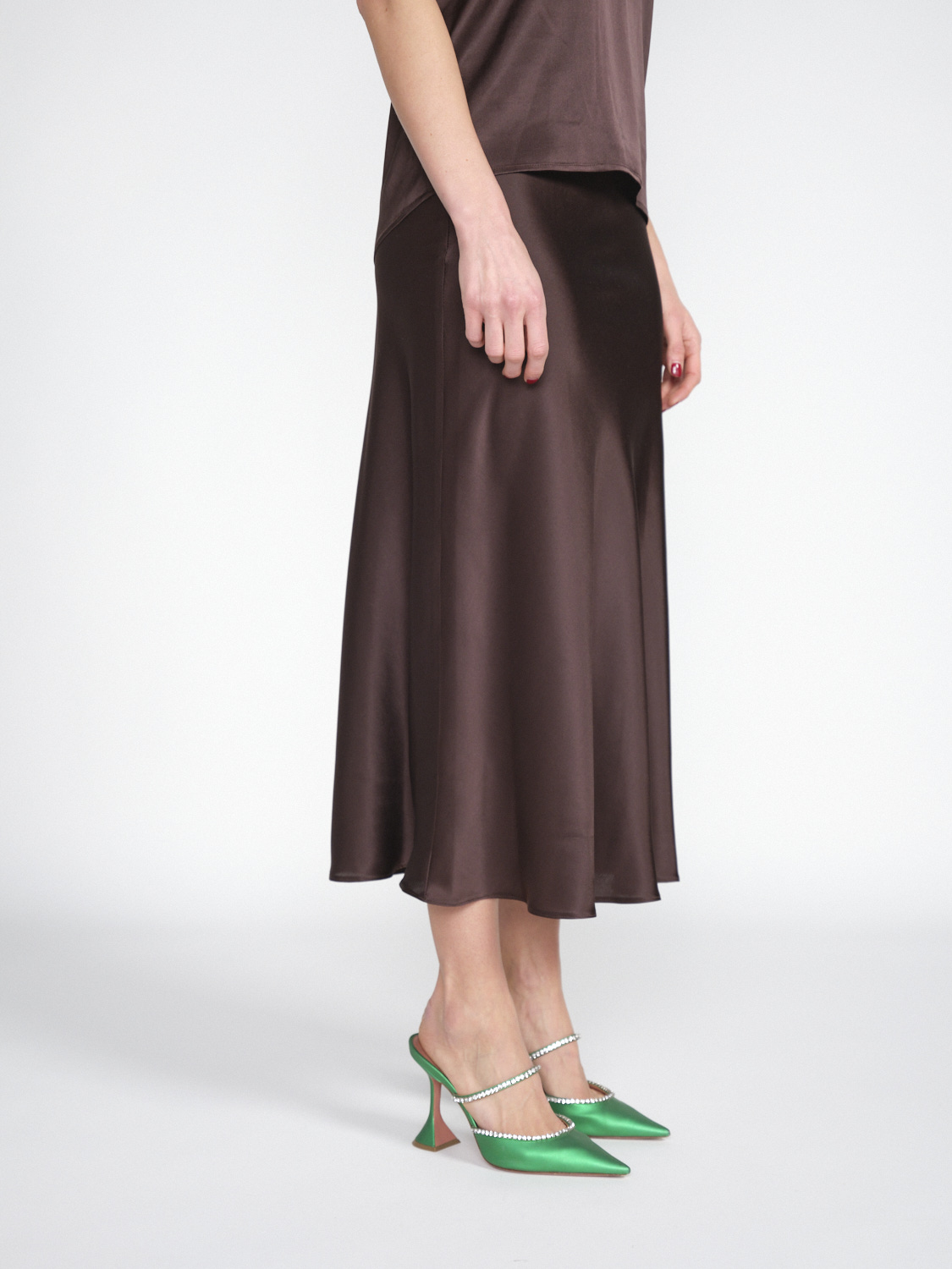 SIYU Lisos Seda - Featherlight satin midi skirt  brown 34