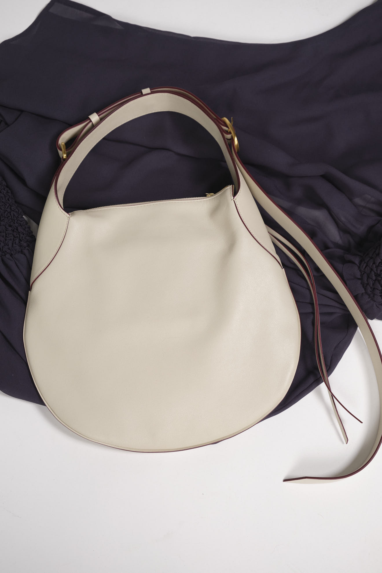 Victoria Beckham Small Hobo Moon white One Size