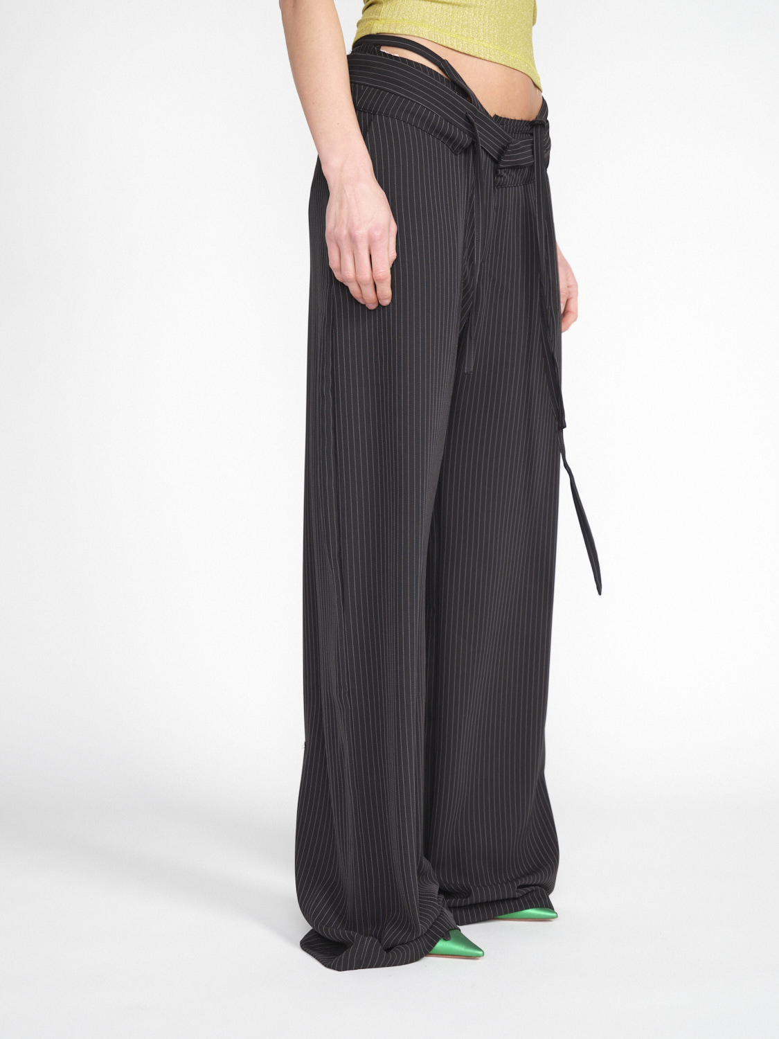Ottolinger Double Fold Suit - Oversized pinstripe trousers with drawstring  black 34
