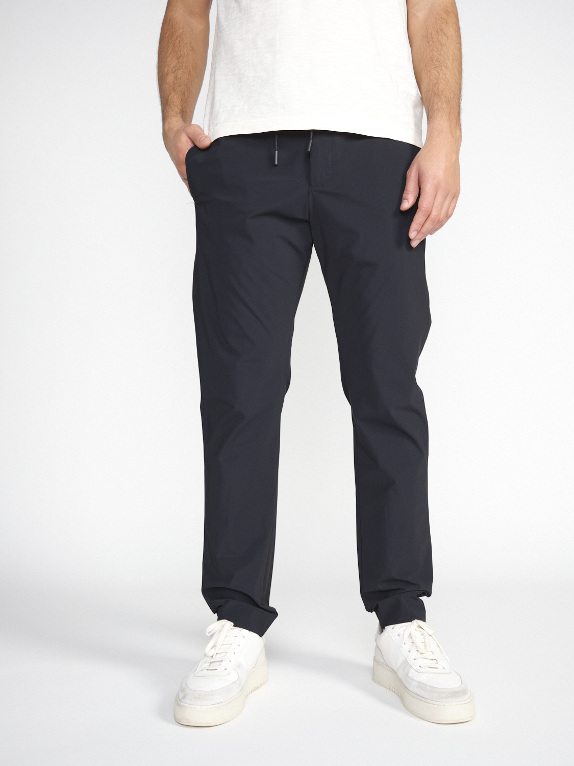 PT Torino Omega – Stretchy tech fabric trousers  black 46